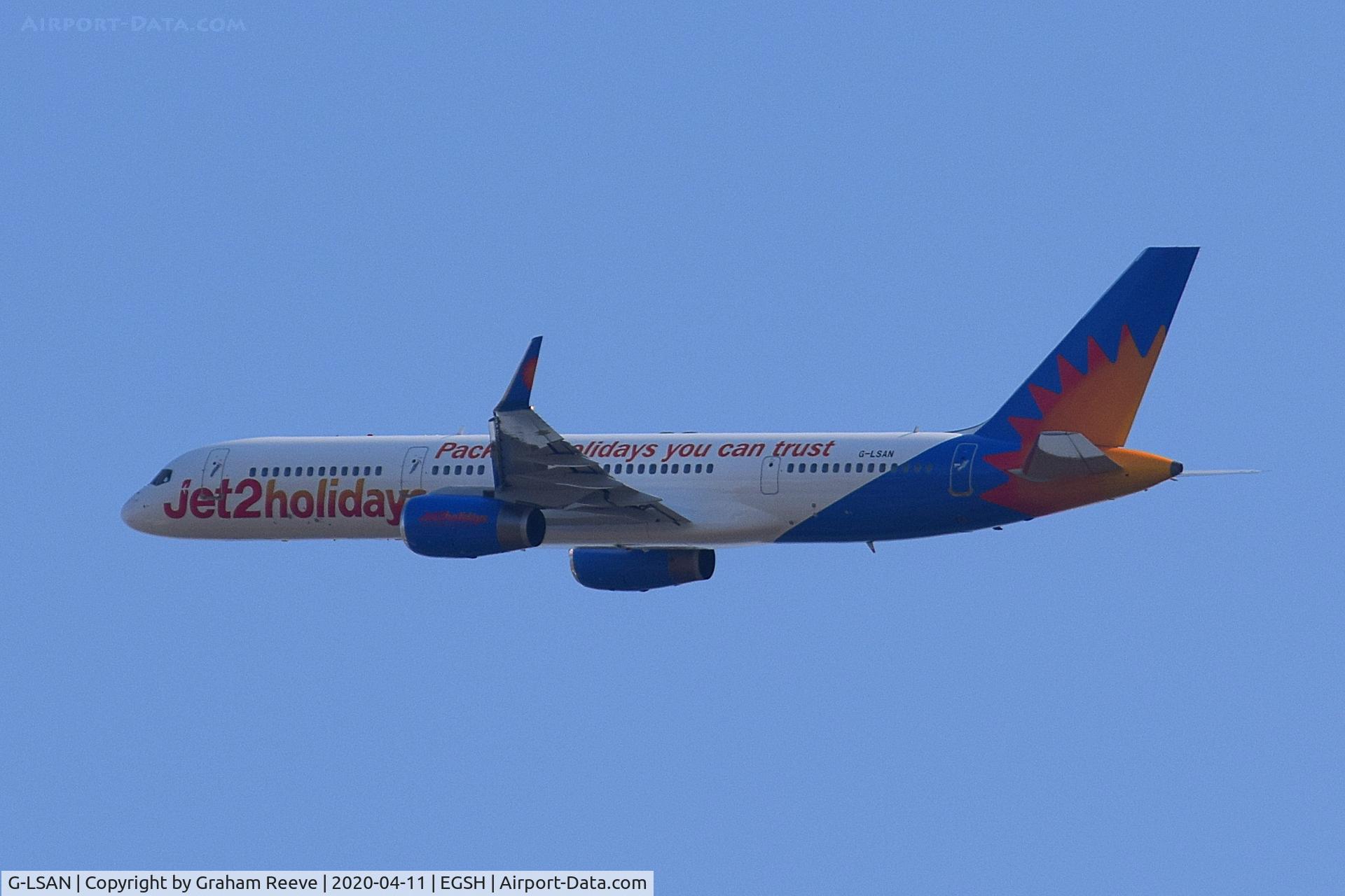 G-LSAN, 1994 Boeing 757-2K2 C/N 26635, Having departed from Norwich, starting to turn near Spixworth.