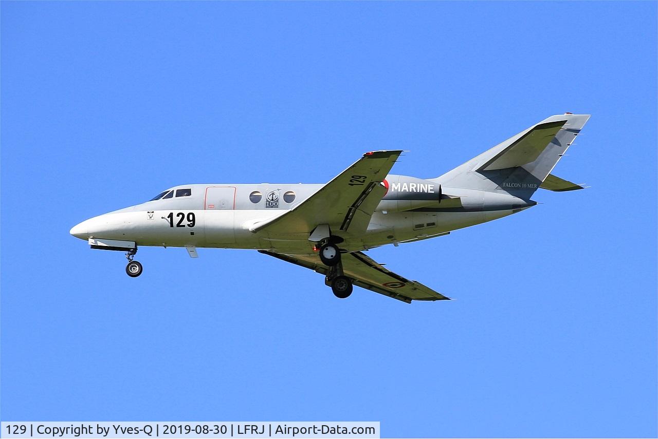 129, 1978 Dassault Falcon 10MER C/N 129, Dassault Falcon 10 MER, Short approach rwy 26, Landivisiau naval air base (LFRJ)