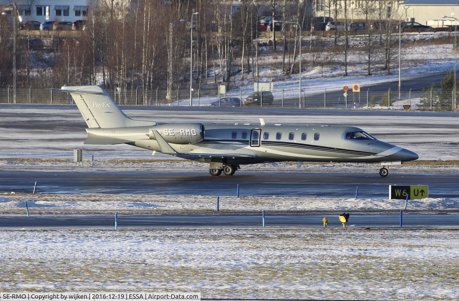 SE-RMO, 2008 Learjet 45 C/N 45-372, Taxiway W