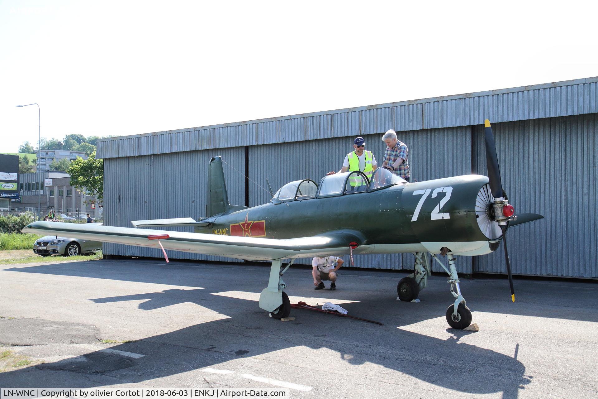 LN-WNC, 1988 Nanchang CJ-6A Chujiao C/N 4532008, 2018 airshow