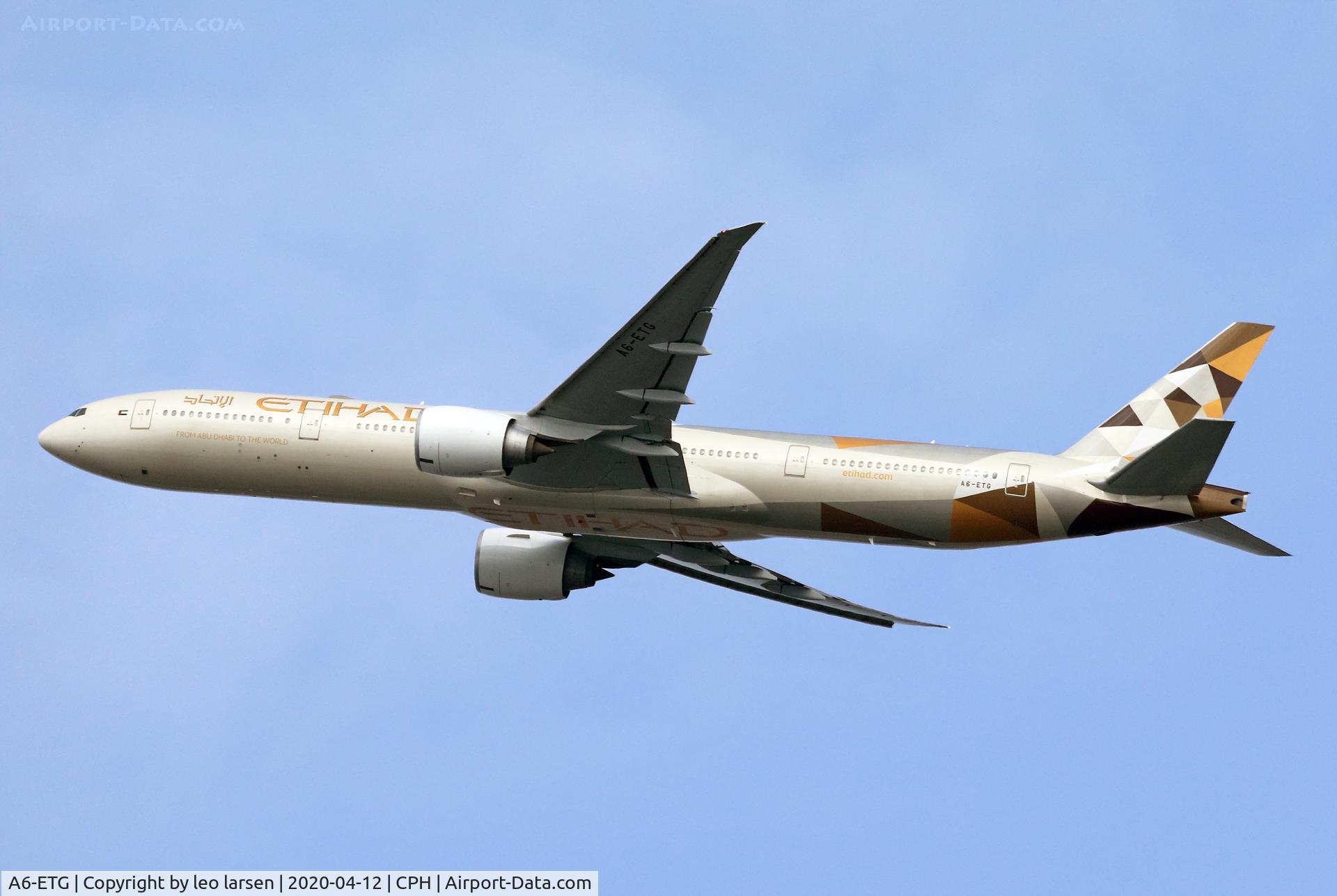 A6-ETG, 2011 Boeing 777-3FX/ER C/N 39681, Copenhagen 12.4.2020.The days  surprise.