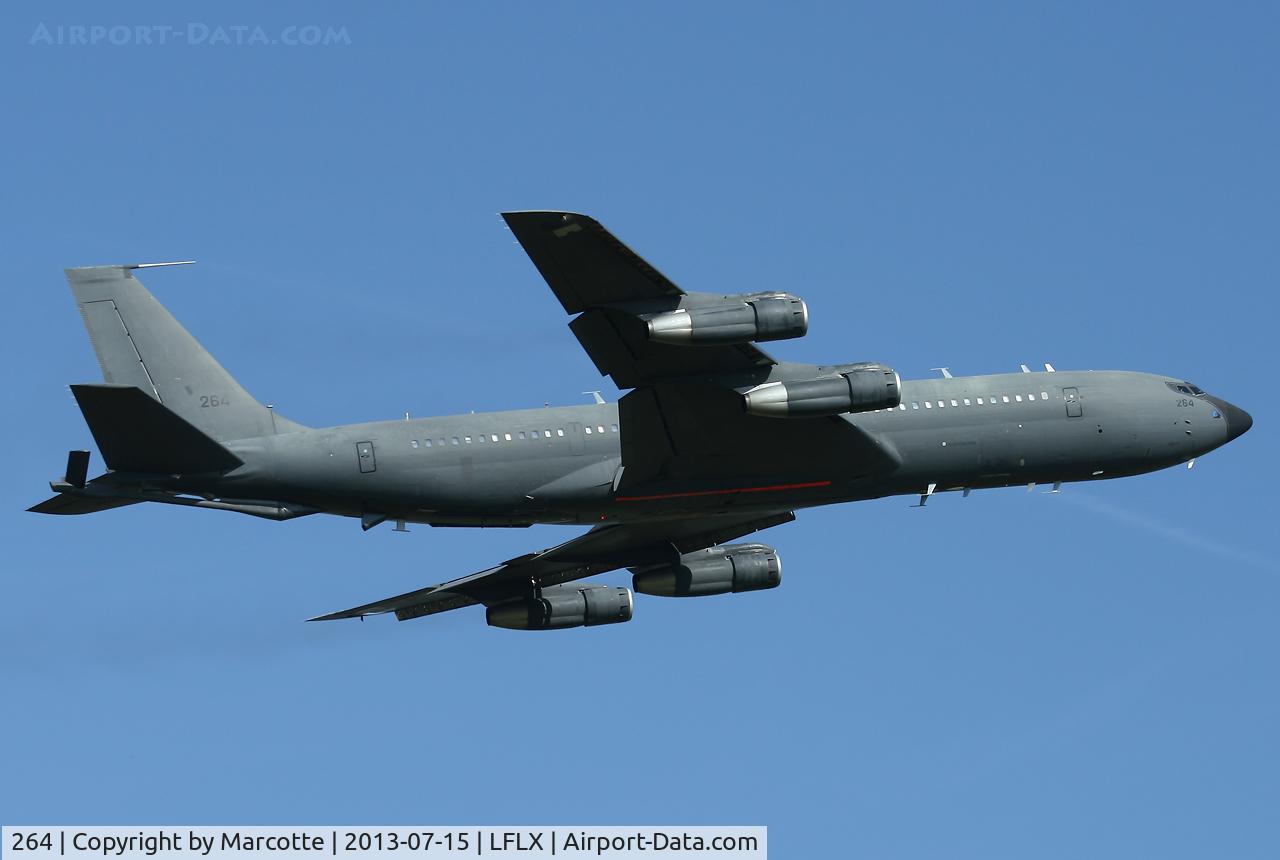 264, 1973 Boeing KC-707-3J6C Re'em C/N 20721, Departing runway 03.