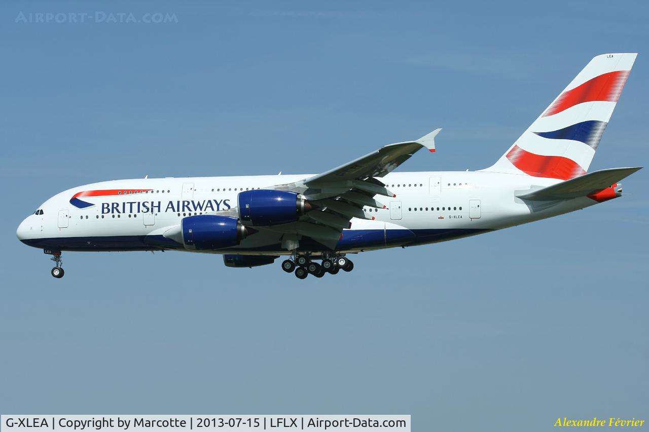 G-XLEA, 2012 Airbus A380-841 C/N 095, Training session.