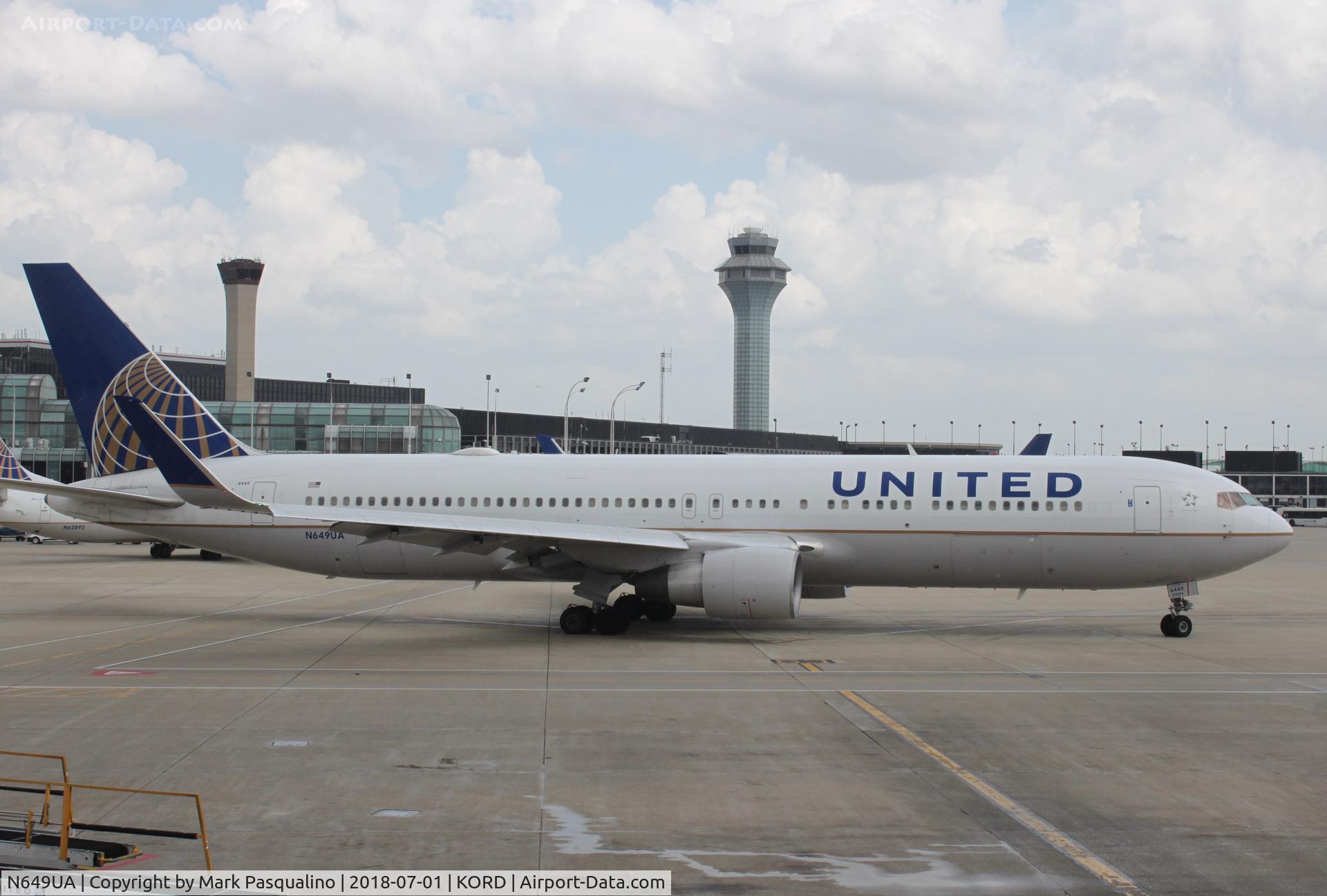 N649UA, 1992 Boeing 767-322 C/N 25286, Boeing 767-322