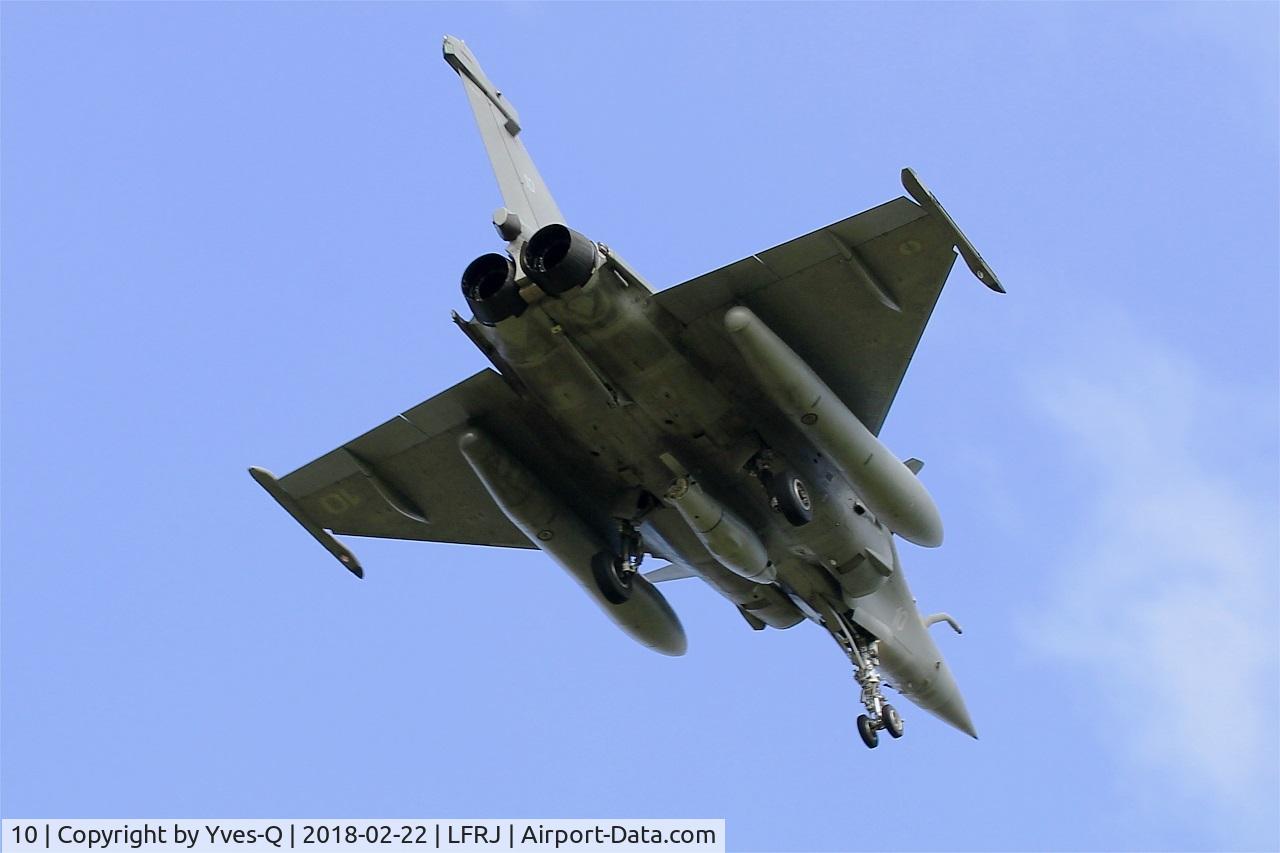 10, 2002 Dassault Rafale M C/N 10, Dassault Rafale M,  Short approach rwy 08, Landivisiau naval air base (LFRJ)