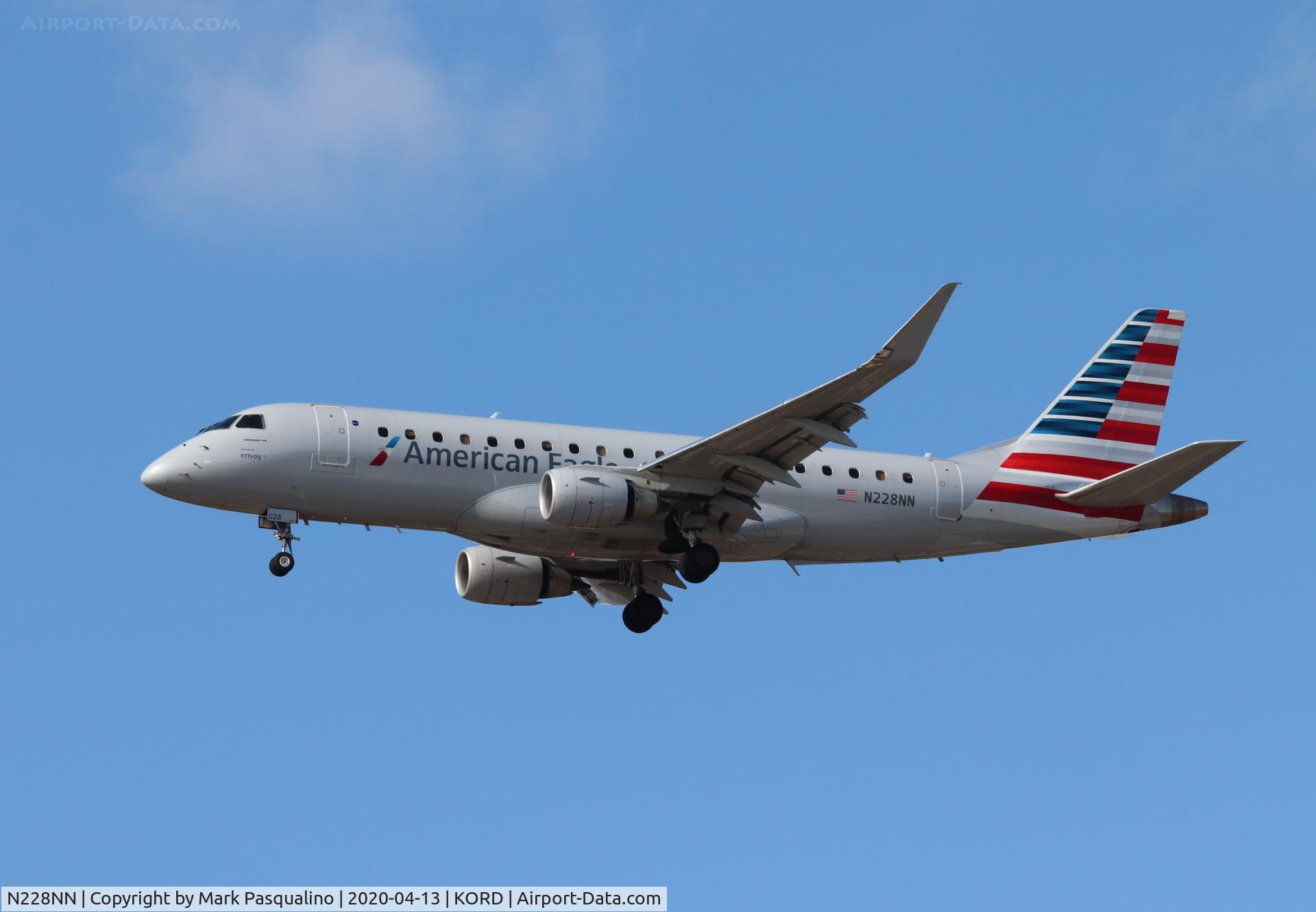 N228NN, 2016 Embraer 175LR (ERJ-170-200LR) C/N 17000545, ERJ-170-200LR