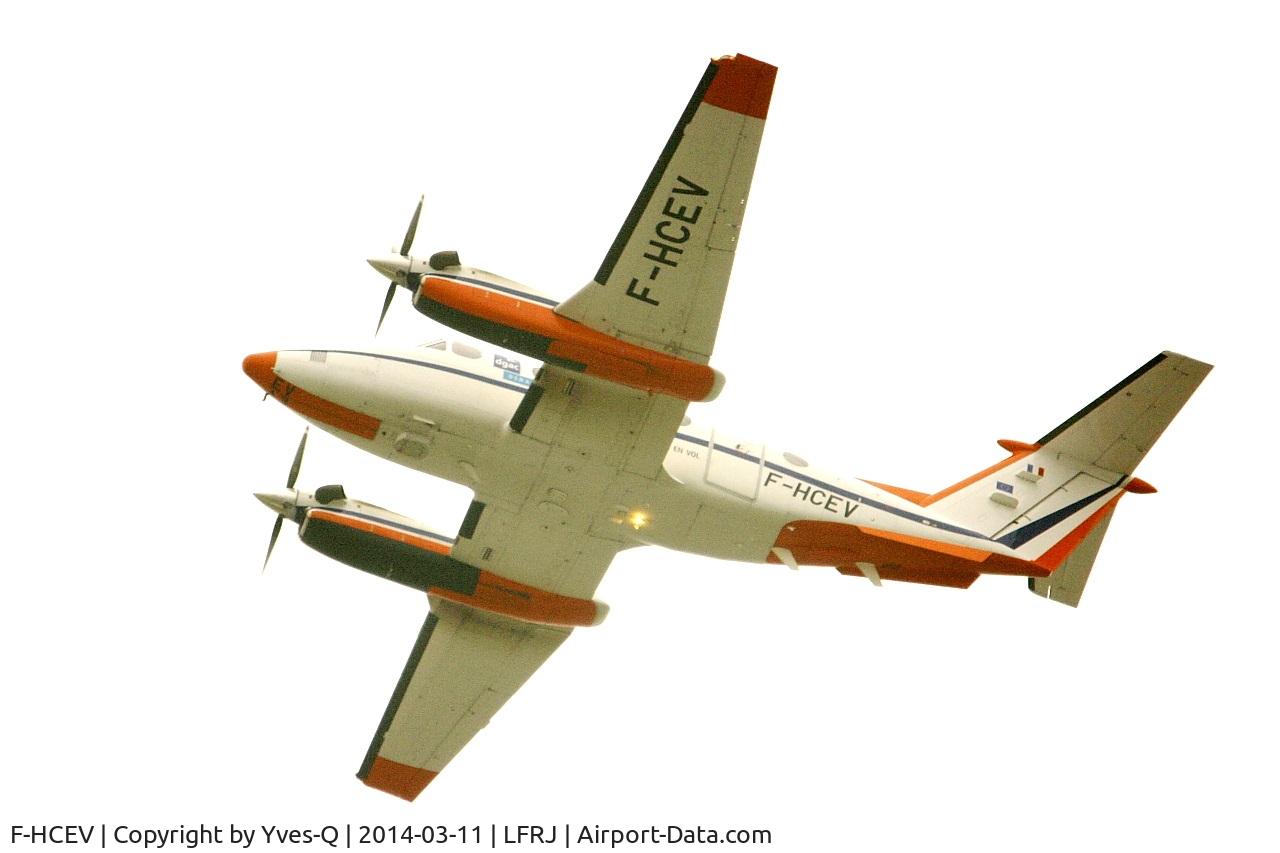 F-HCEV, 2009 Hawker Beechcraft B200GT King Air C/N BY-91, Hawker Beechcraft B200GT King Air, ILS calibration, Landivisiau Naval Air Base (LFRJ)