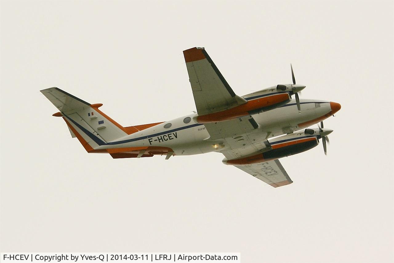 F-HCEV, 2009 Hawker Beechcraft B200GT King Air C/N BY-91, Hawker Beechcraft B200GT King Air, ILS calibration, Landivisiau Naval Air Base (LFRJ)