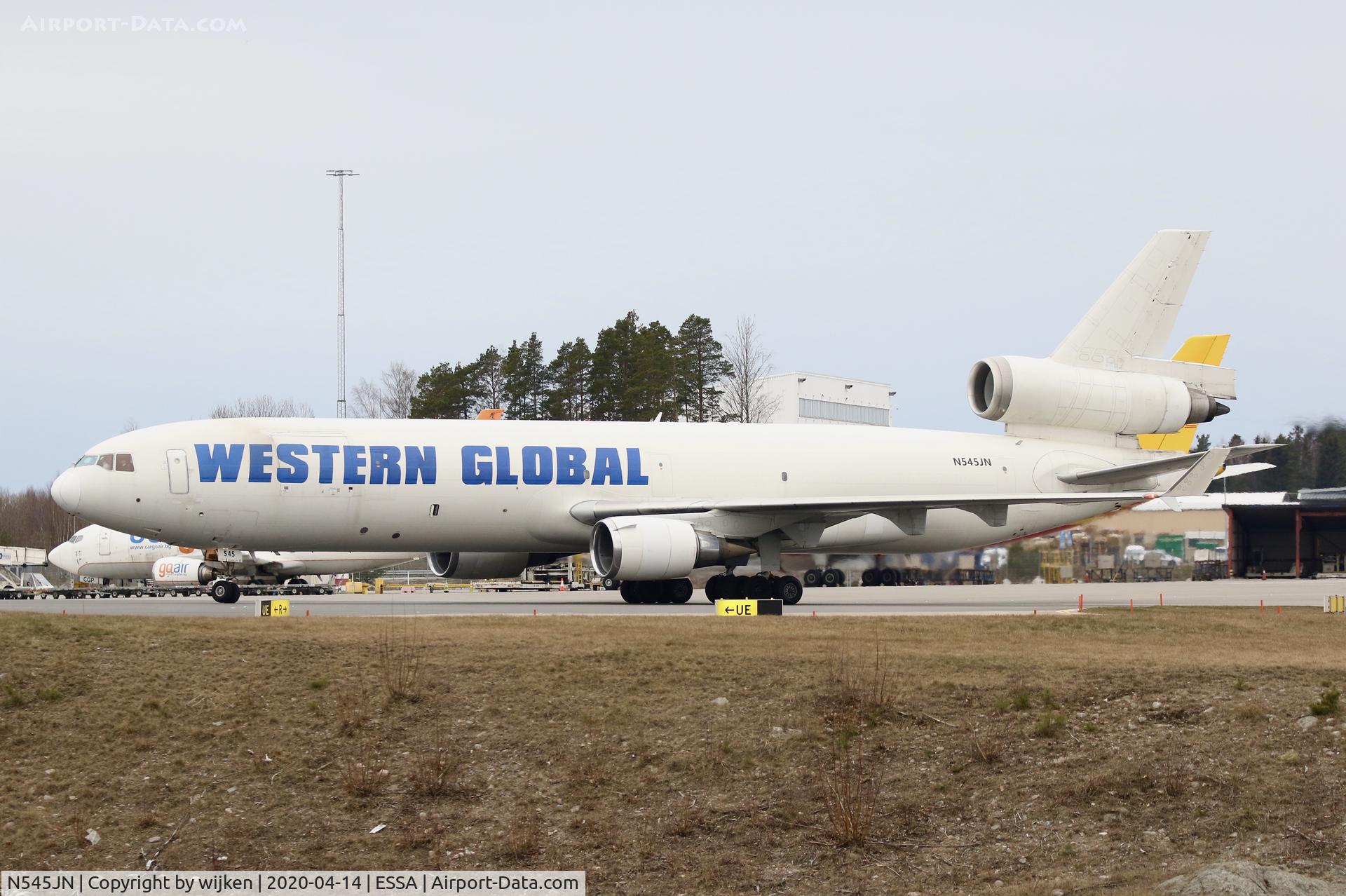 N545JN, 1995 McDonnell Douglas MD-11F C/N 48545, Ramp R