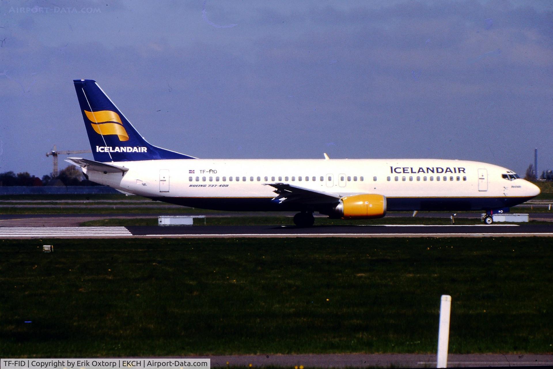TF-FID, 1991 Boeing 737-408 C/N 25063, TF-FID ready for takeoff rw 04R
Scanned slide