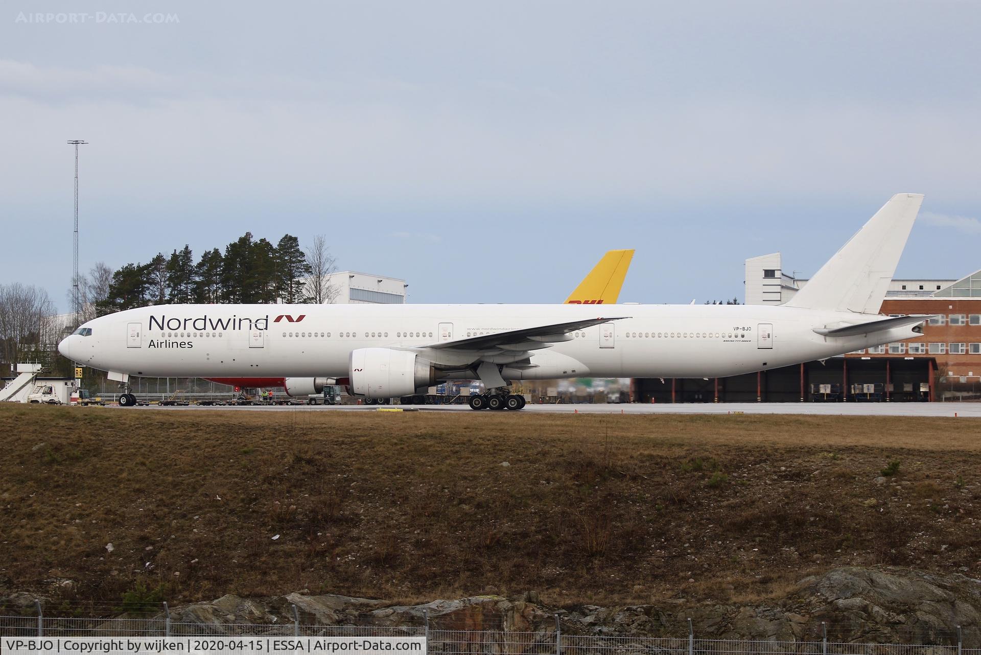 VP-BJO, 2005 Boeing 777-35E/ER C/N 32640, Ramp R
