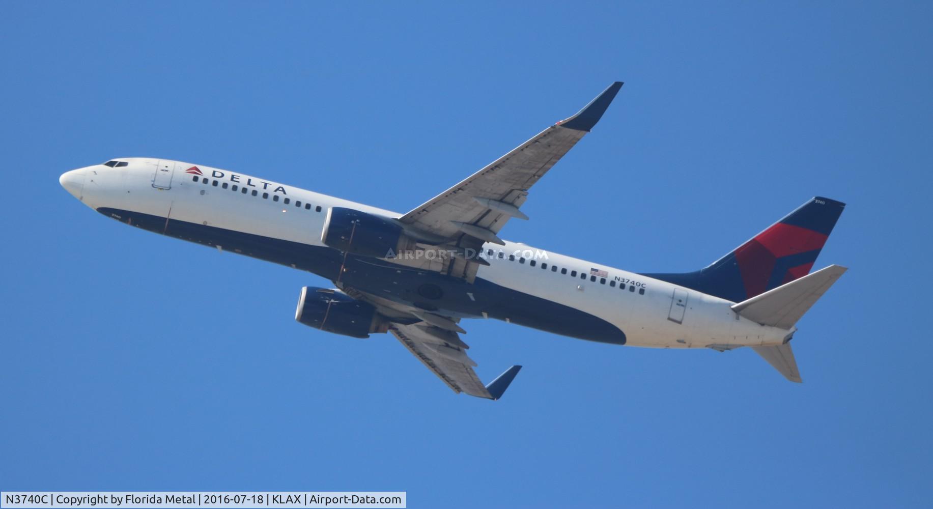 N3740C, 2000 Boeing 737-832 C/N 30800, Delta 737-832