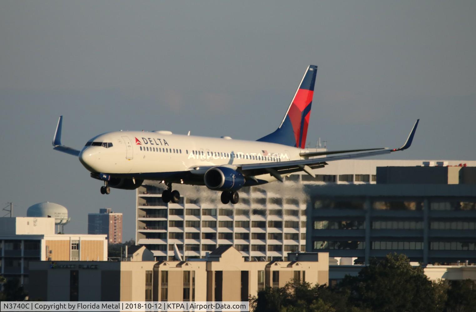 N3740C, 2000 Boeing 737-832 C/N 30800, Delta 737-832