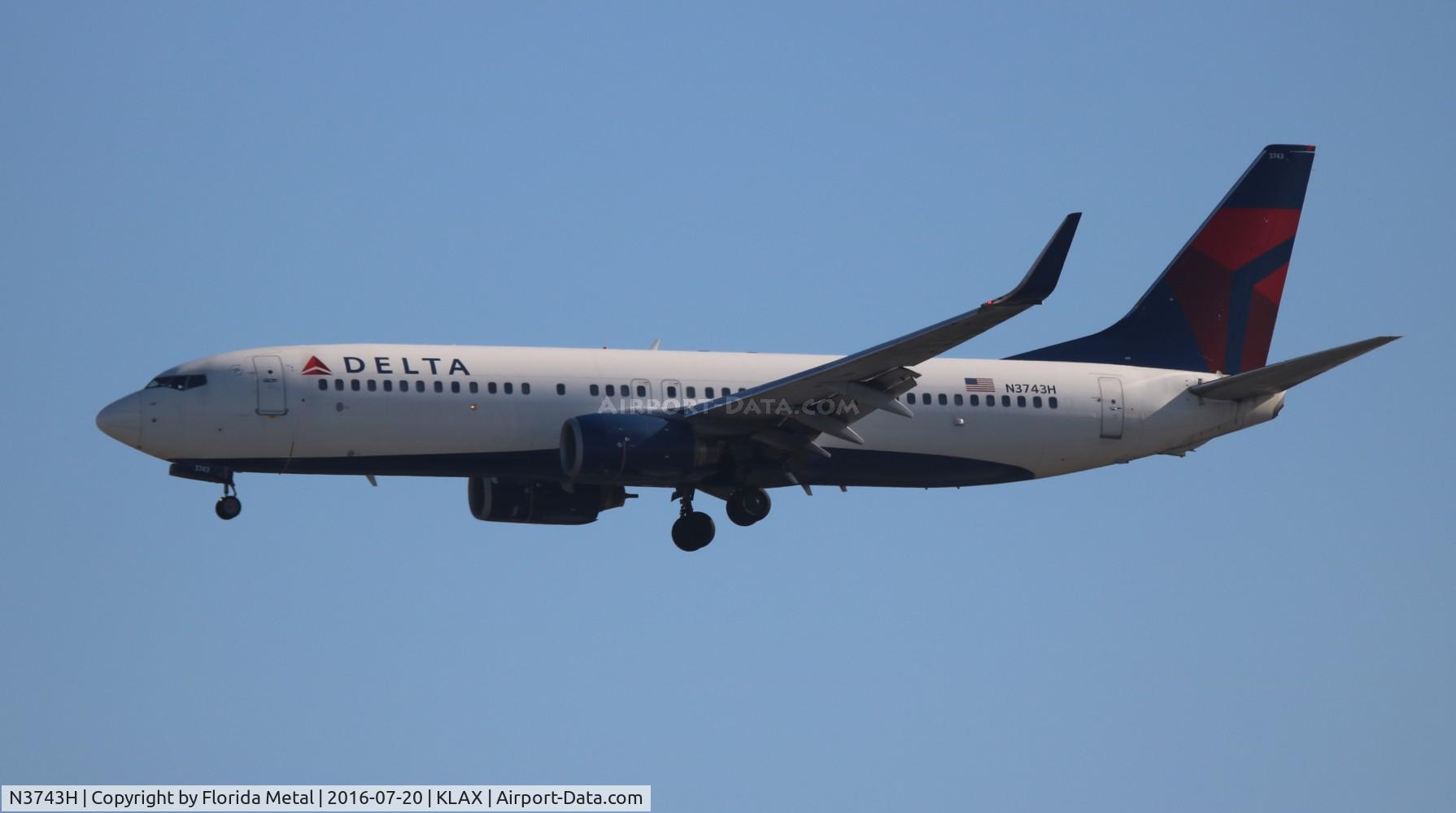 N3743H, 2001 Boeing 737-832 C/N 30836, Delta 737-832