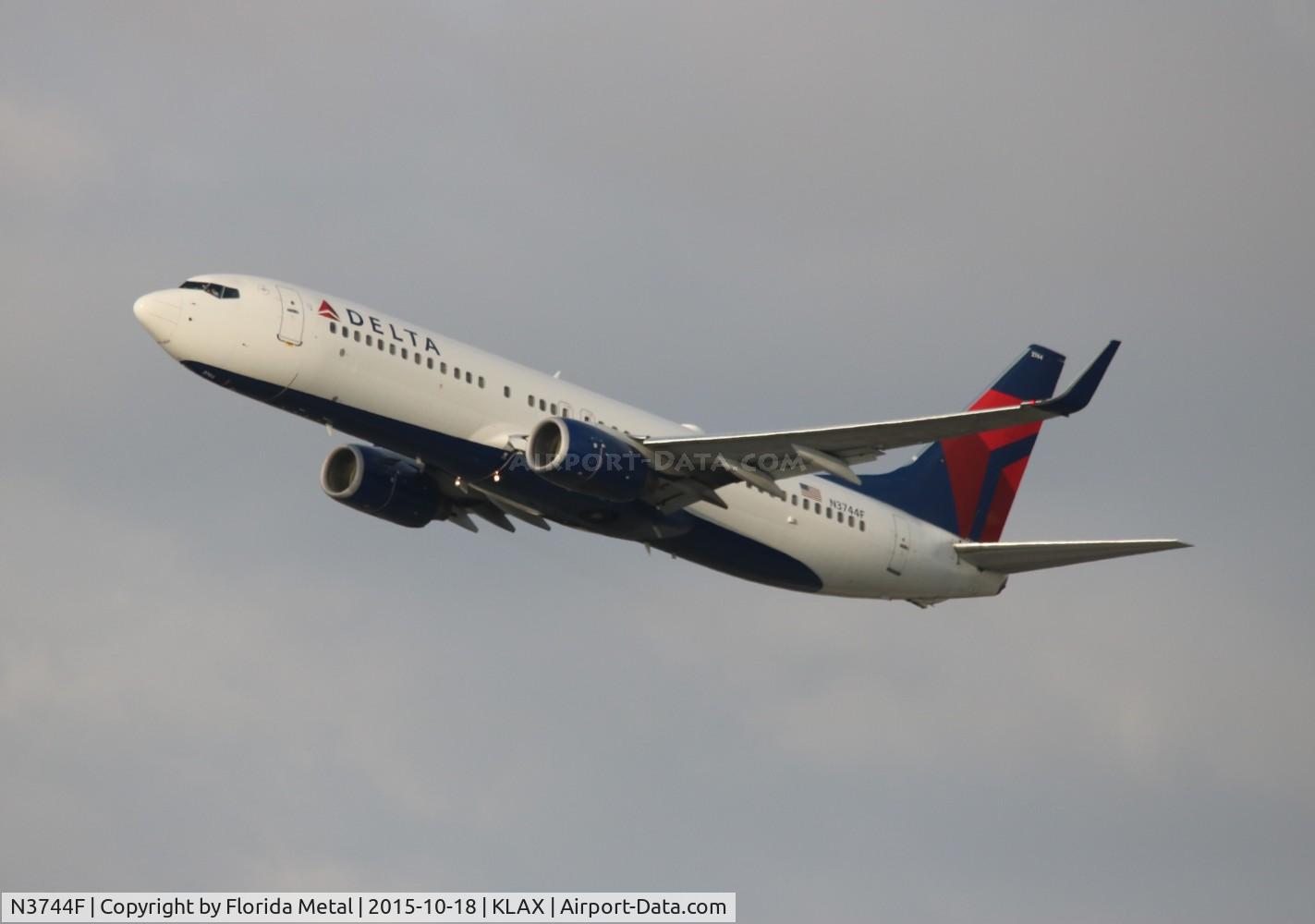 N3744F, 2001 Boeing 737-832 C/N 30837, Delta 737-832