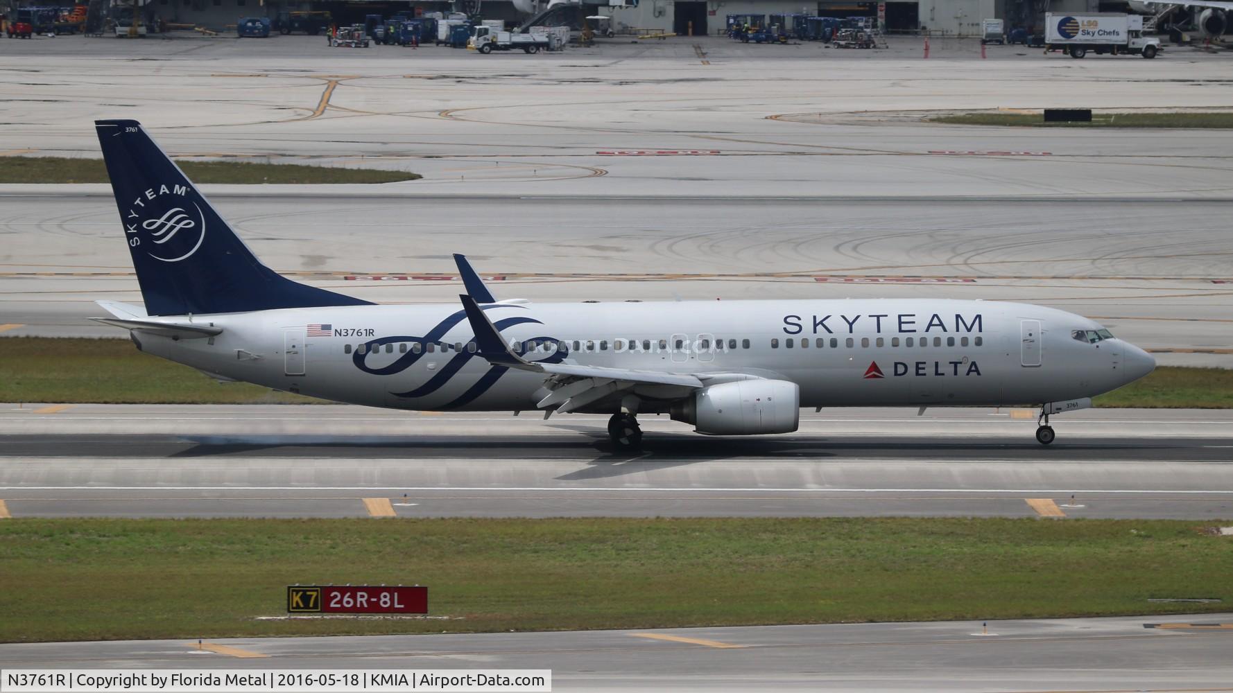 N3761R, 2001 Boeing 737-832 C/N 29628, Delta 737-832