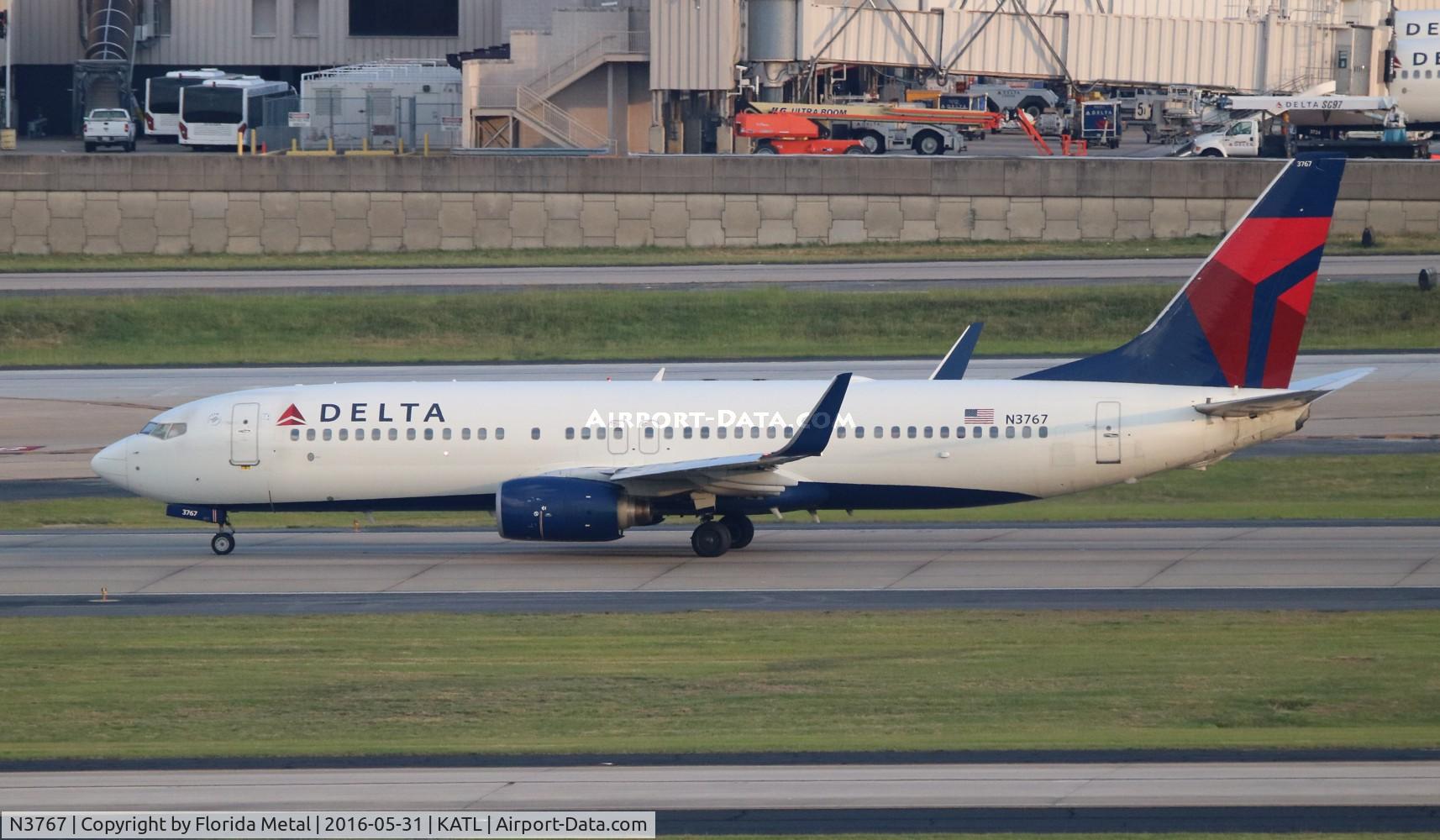 N3767, 2001 Boeing 737-832 C/N 30821, Delta 737-832