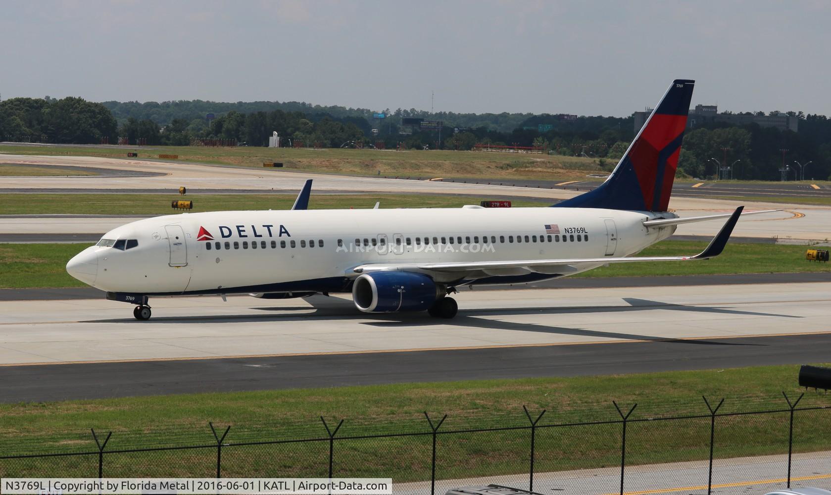 N3769L, 2002 Boeing 737-832 C/N 30822, Delta 737-832
