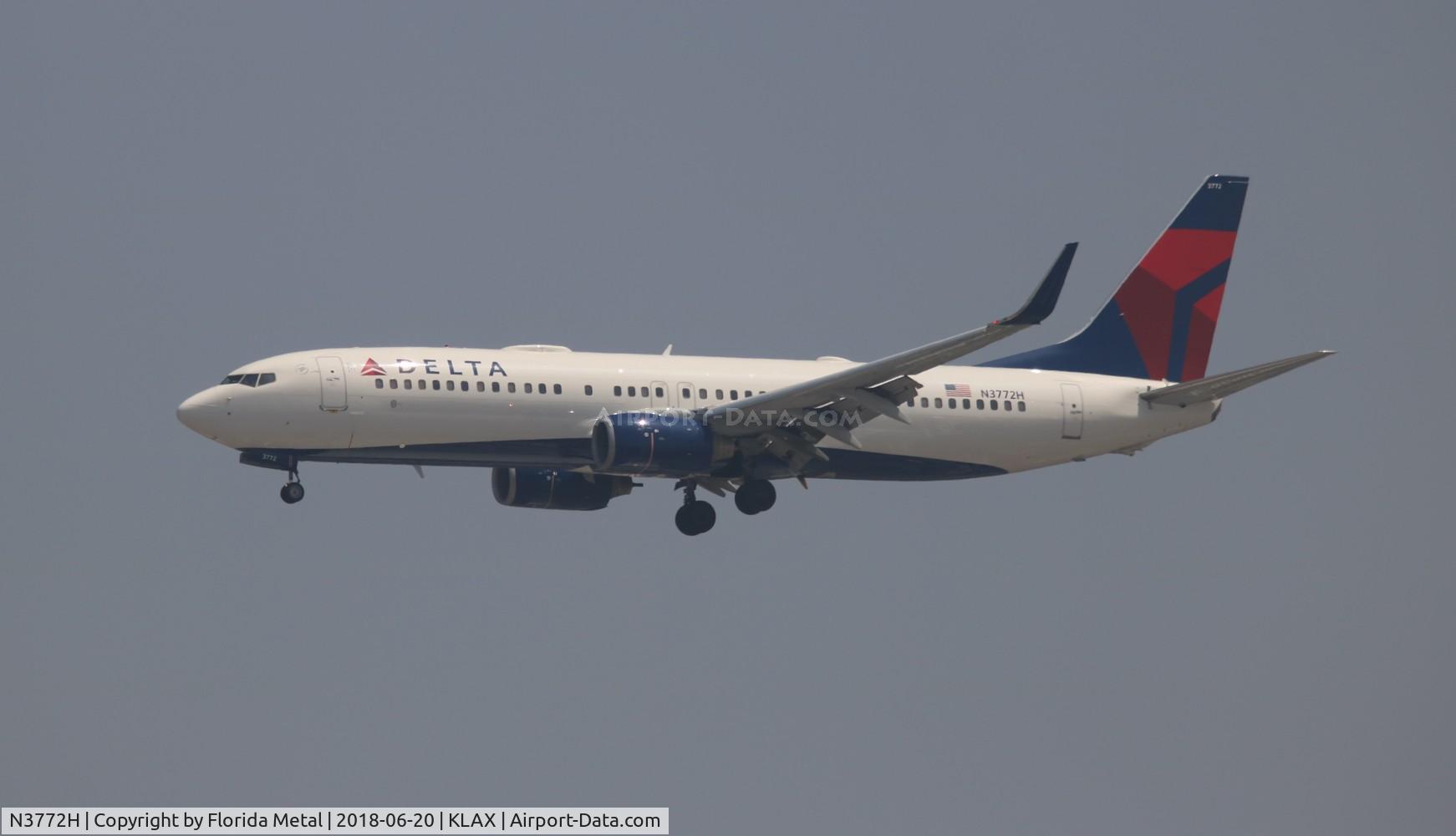 N3772H, 2010 Boeing 737-832 C/N 30823, Delta 737-832