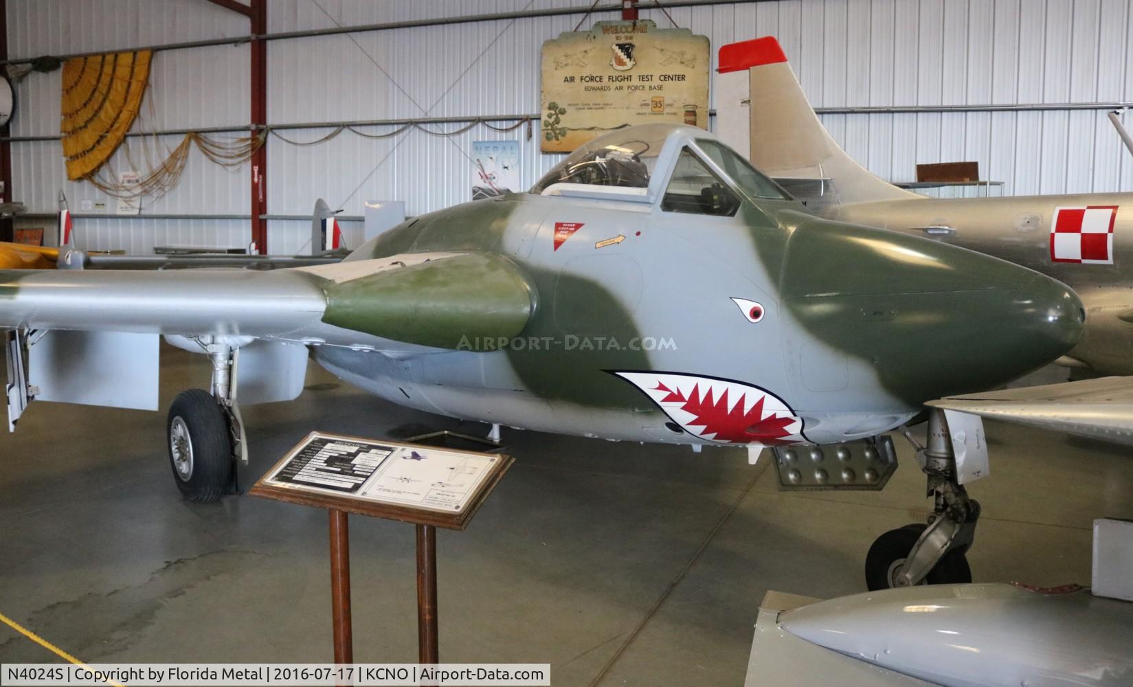 N4024S, 1951 De Havilland (FFA) Vampire FB6 (DH-100) C/N 638, Vampire FB6