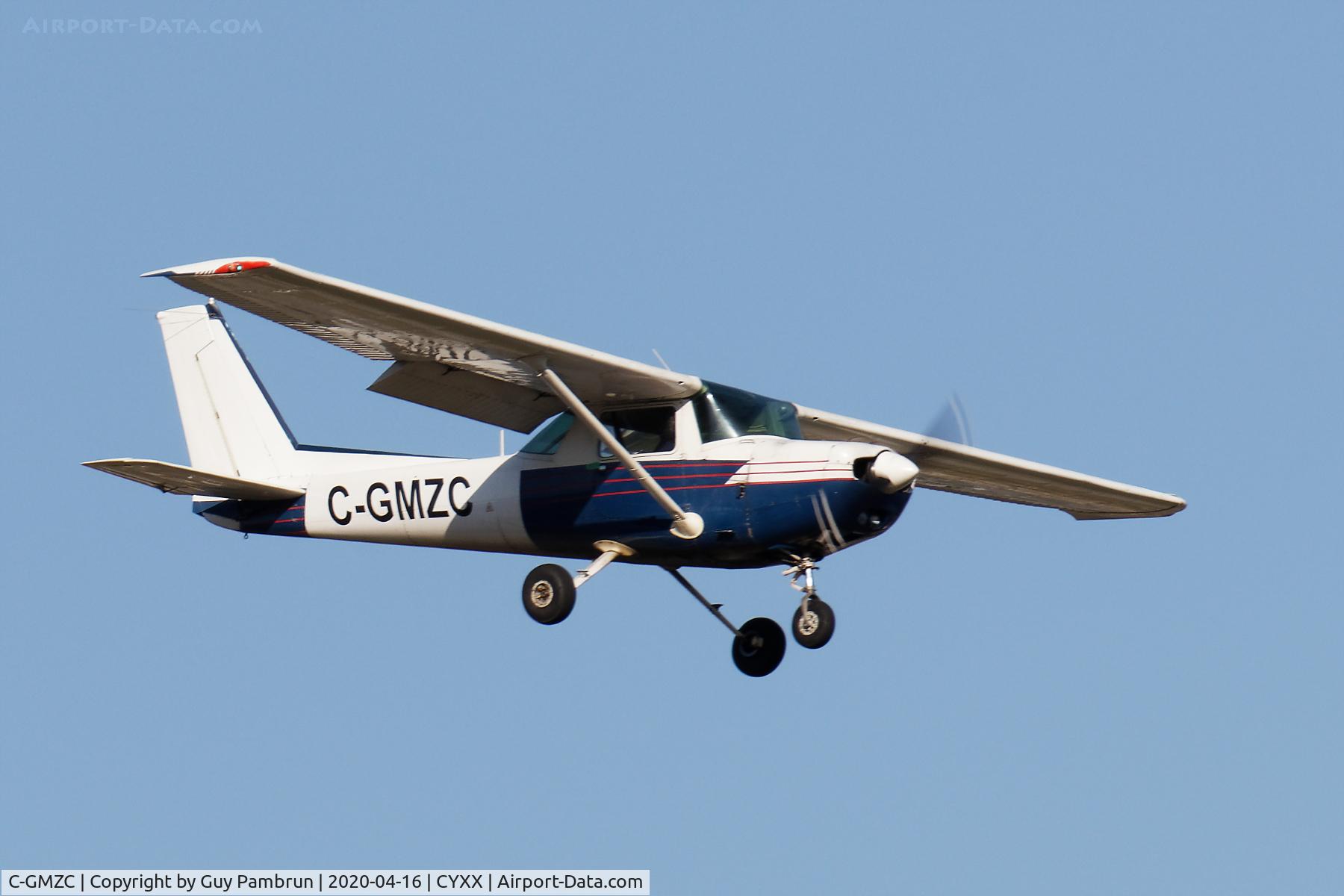 C-GMZC, 1979 Cessna 152 C/N 15283513, Landing on 19