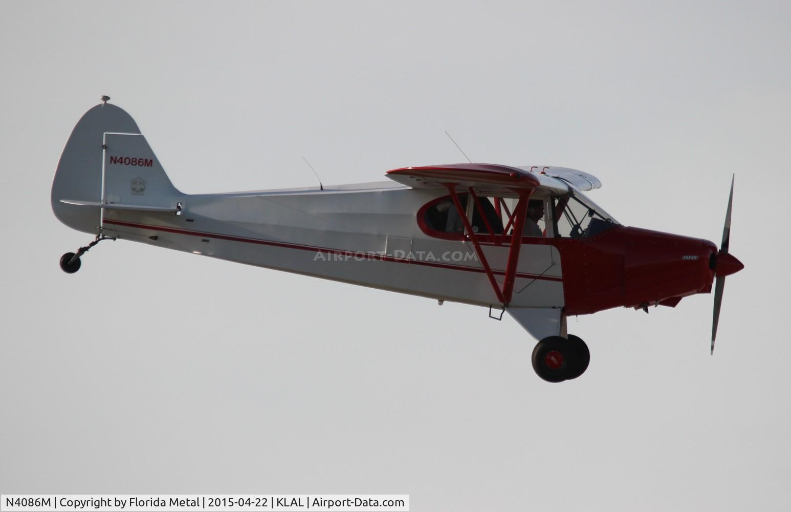 N4086M, 1947 Piper PA-12 Super Cruiser C/N 12-2969, PA-12