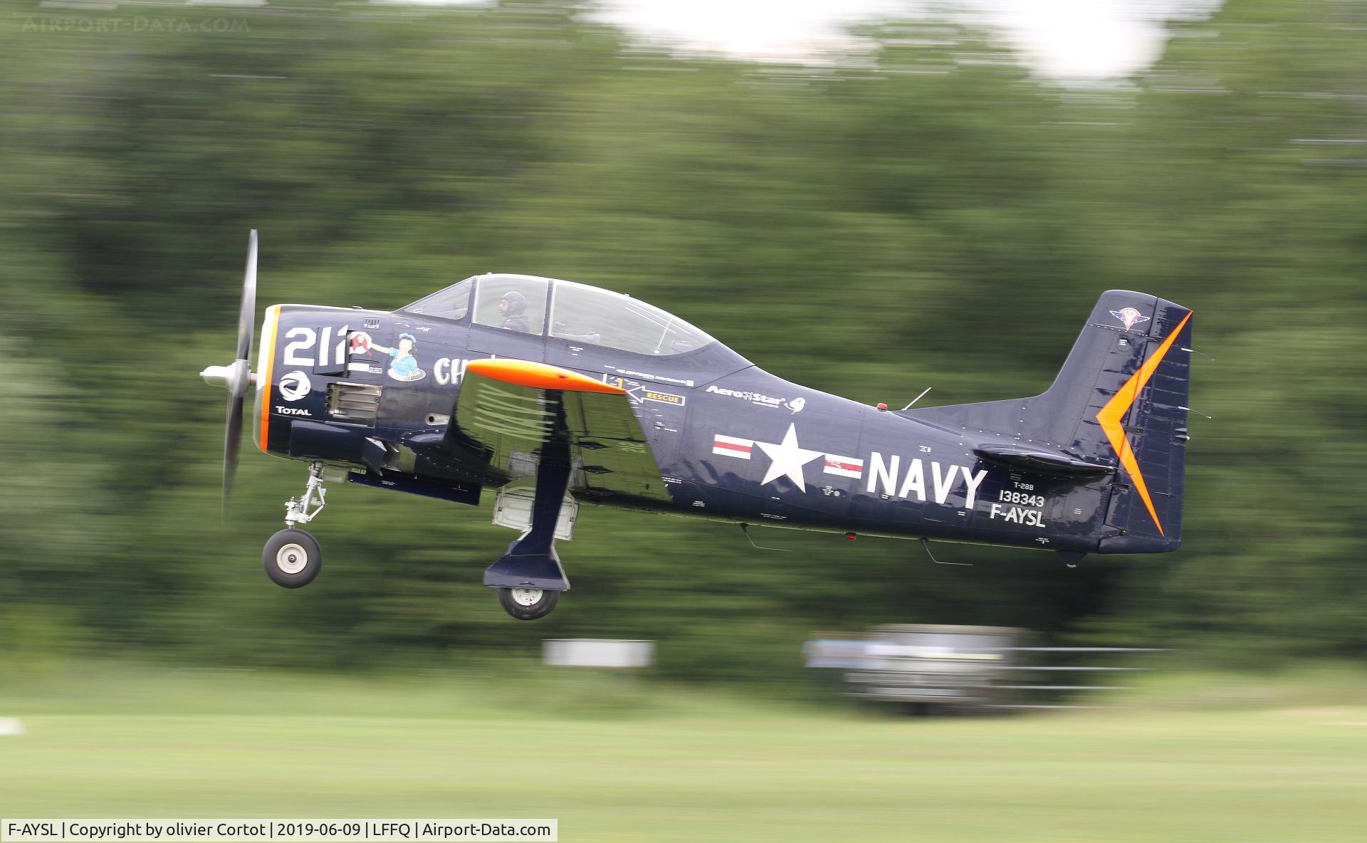 F-AYSL, 1955 North American T-28B Trojan C/N 200-414, 2019 airshow