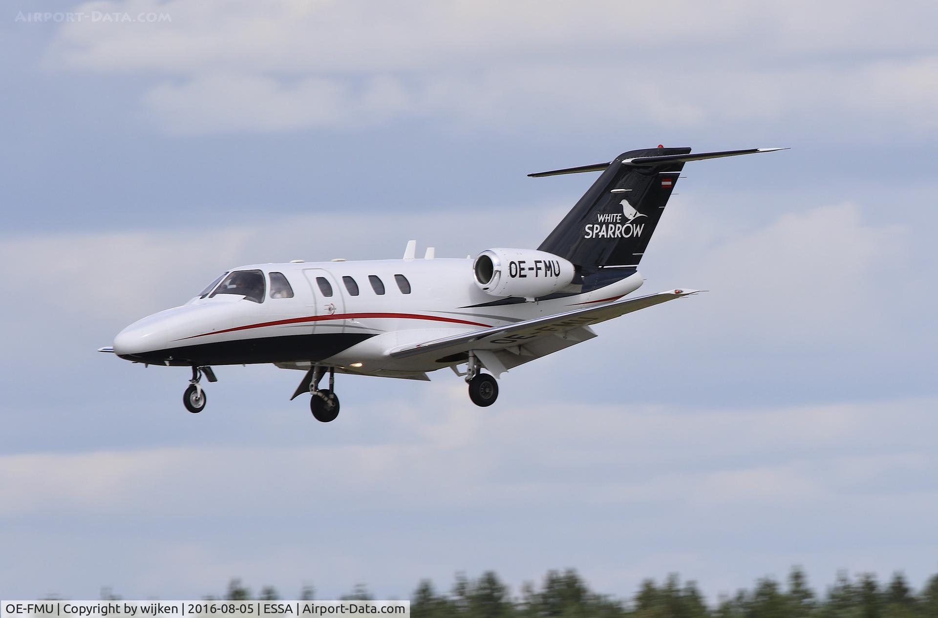 OE-FMU, 1993 Cessna 525 CitationJet C/N 525-0040, RWY 26