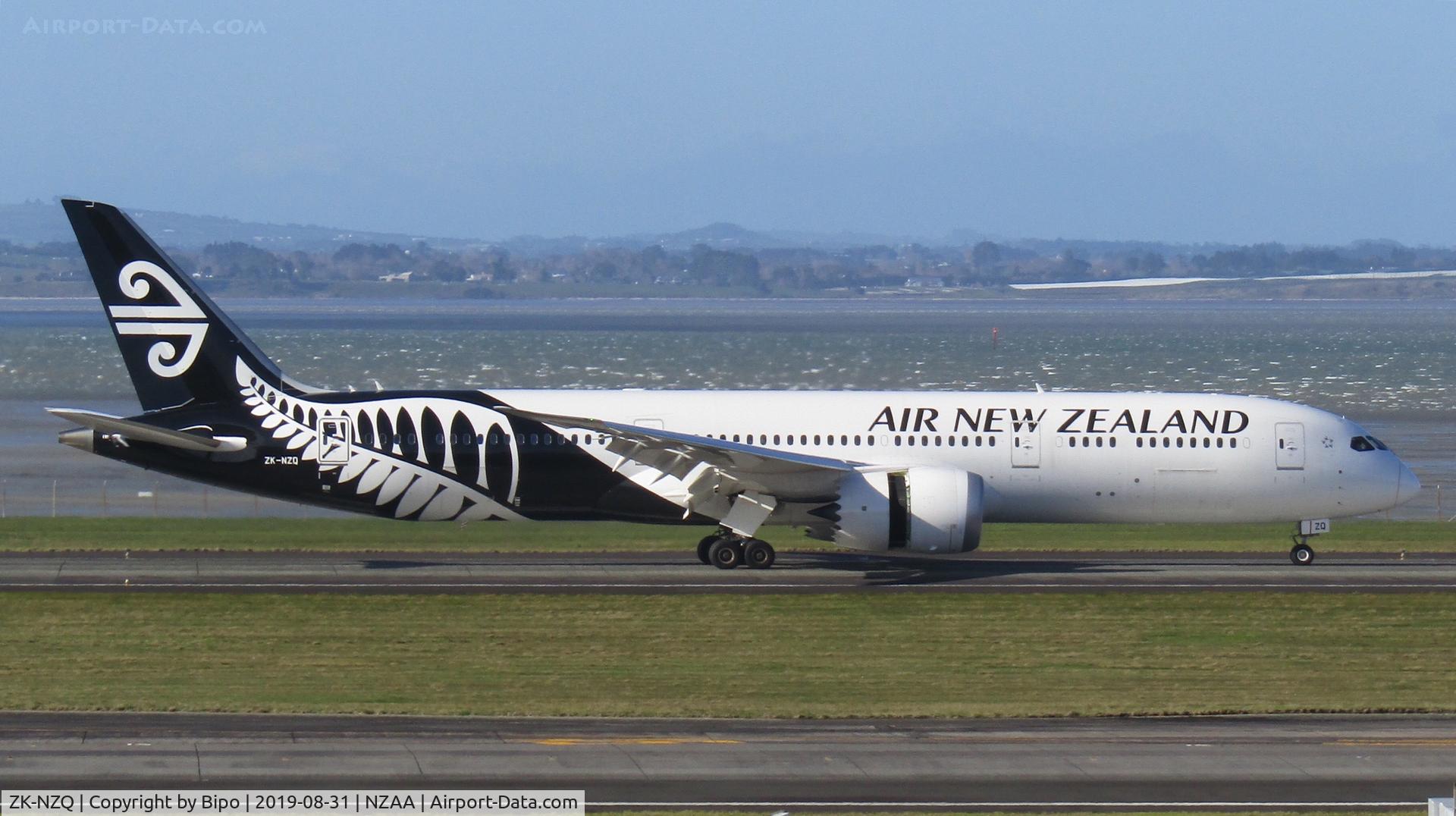 ZK-NZQ, 2018 Boeing 787-9 Dreamliner Dreamliner C/N 39296, Arriving from Taipei in choppy winds at AKL.