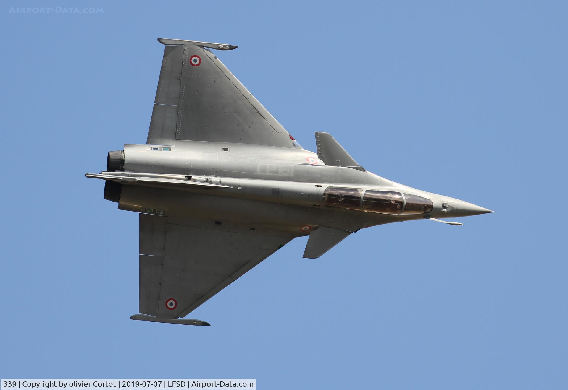 339, 2013 Dassault Rafale B C/N 339, rafale solo display