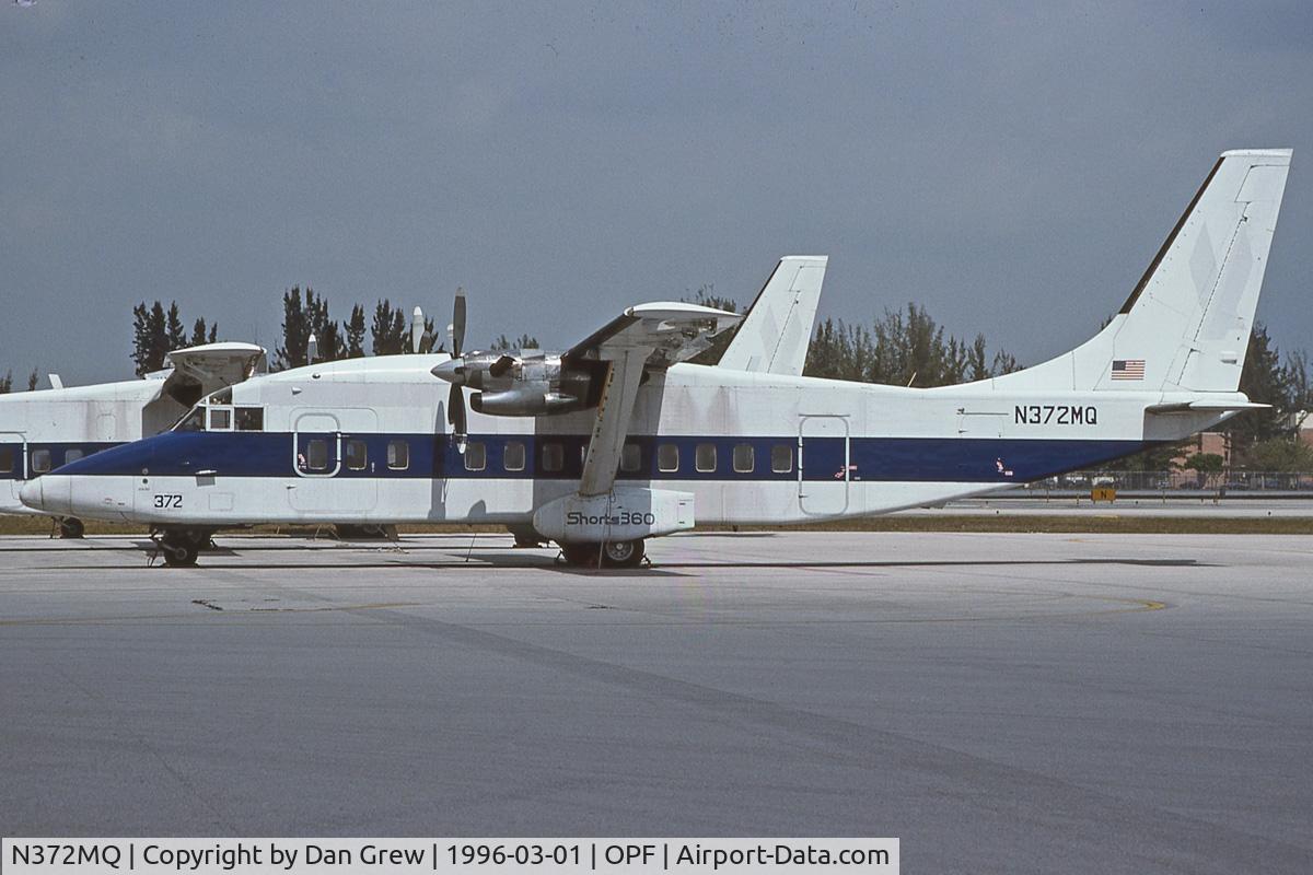 N372MQ, 1984 Short SD3-60-100 C/N SH3659, Stored.
