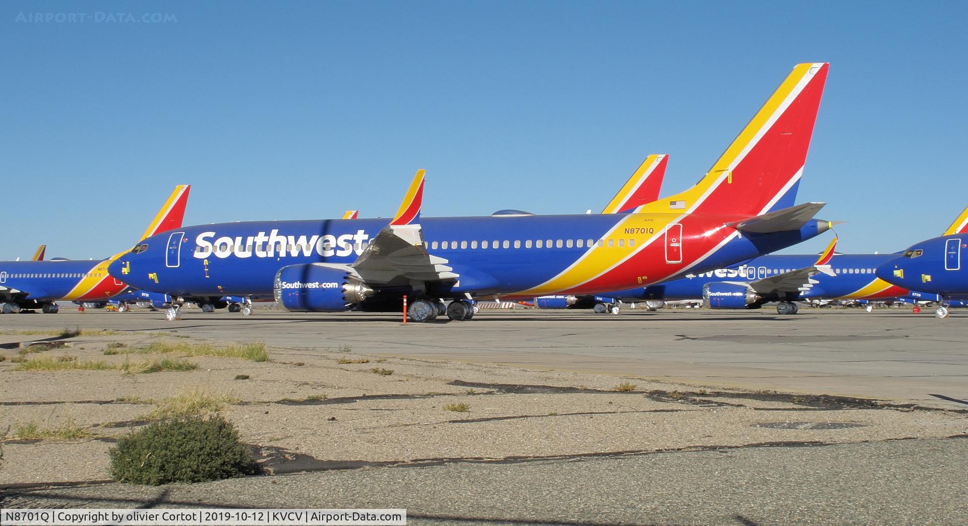 N8701Q, 2015 Boeing 737-8 MAX C/N 42554, stored at victorville