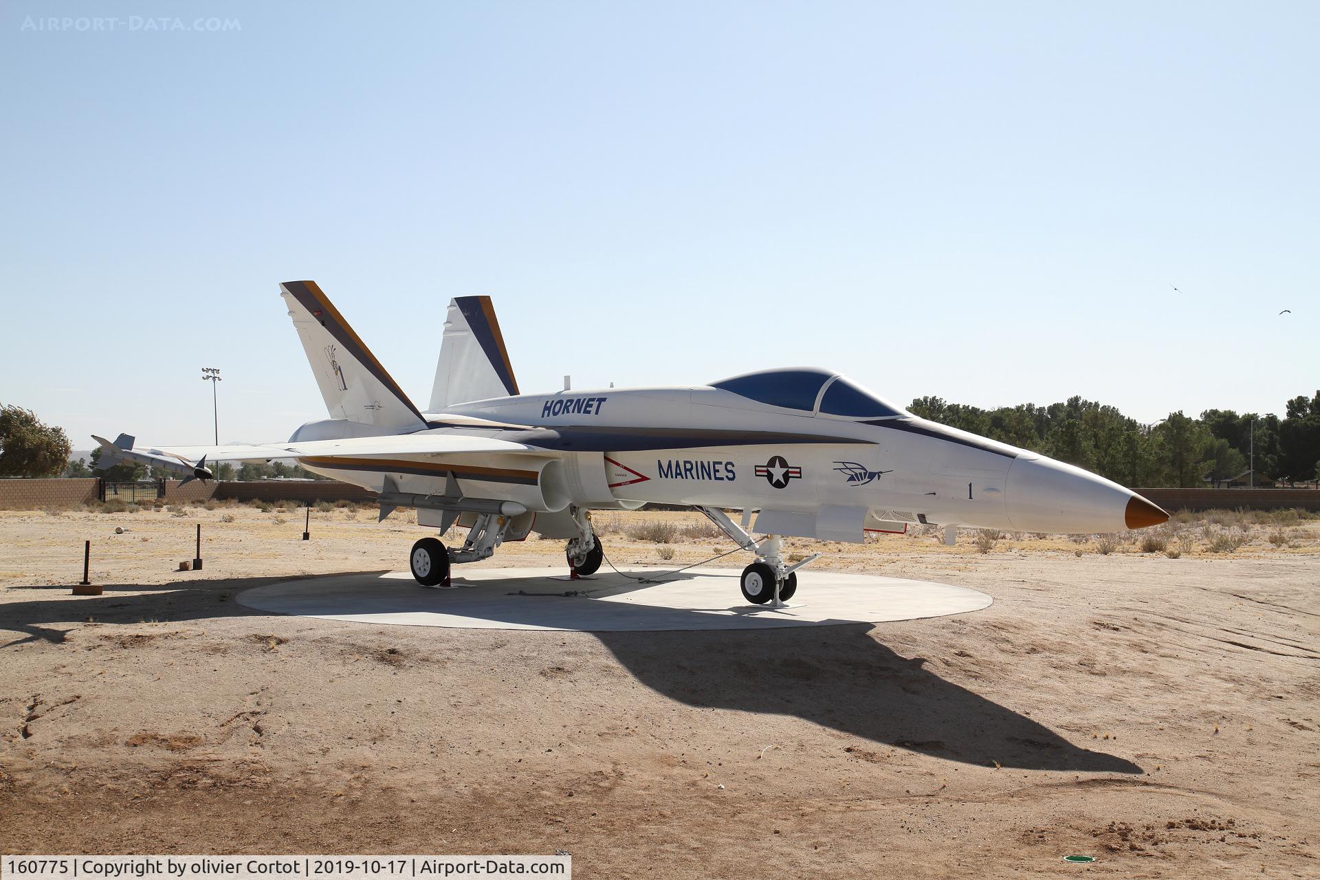 160775, McDonnell Douglas YF-18A C/N 1/A001, the other side