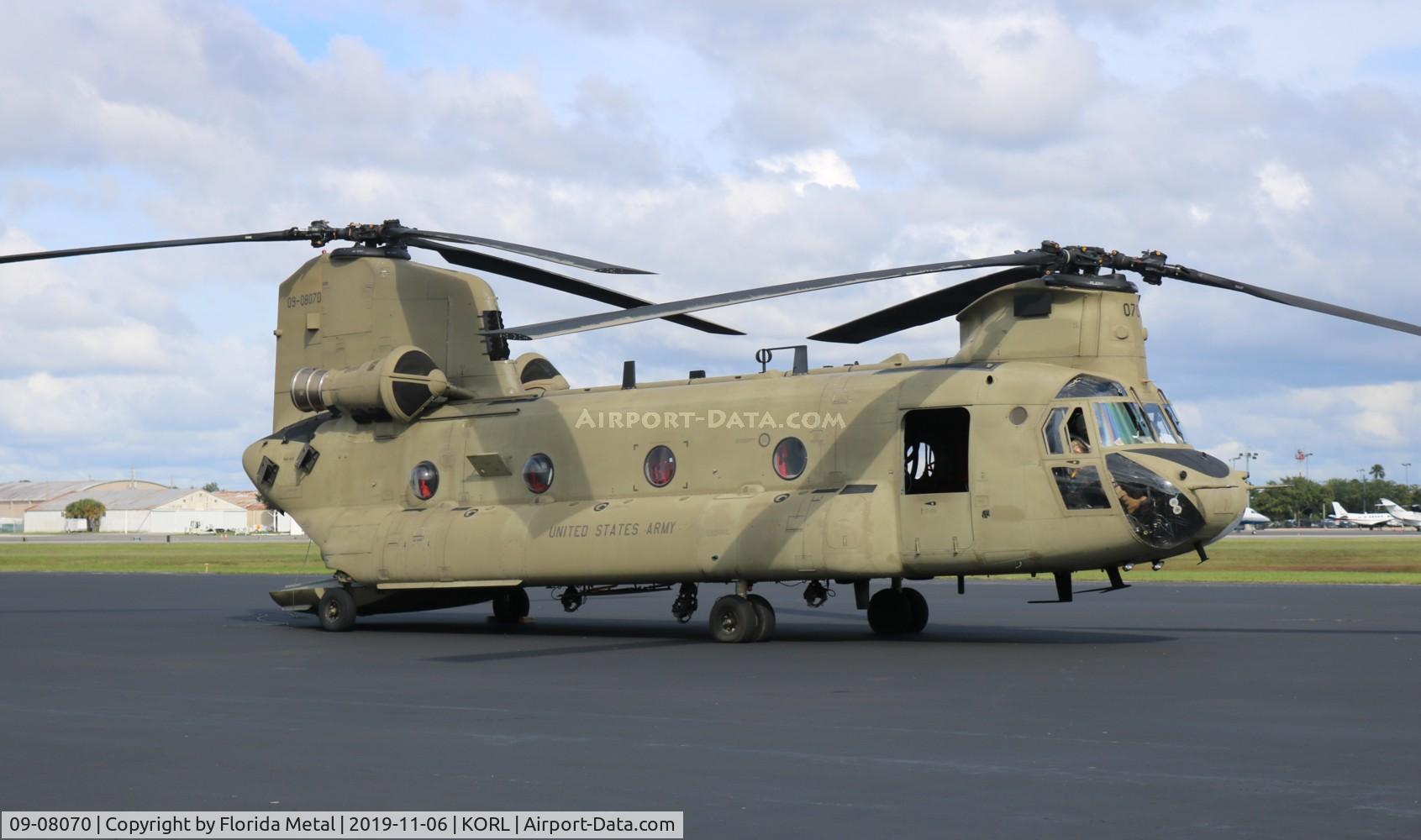 09-08070, 2009 Boeing CH-47F C/N M8070, CH-47F