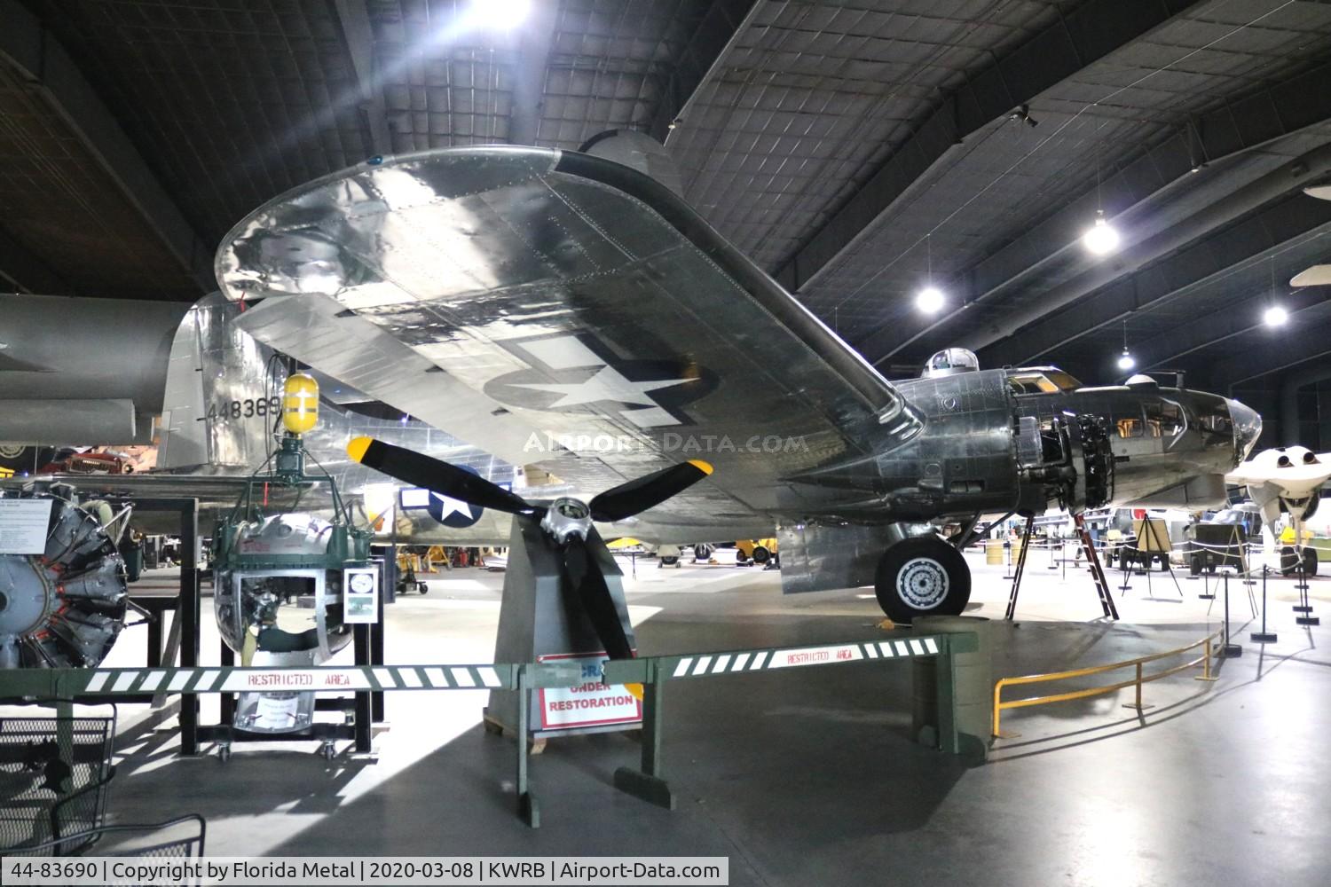 44-83690, 1944 Boeing B-17G-95-DL Flying Fortress C/N 32331, Warner Robins