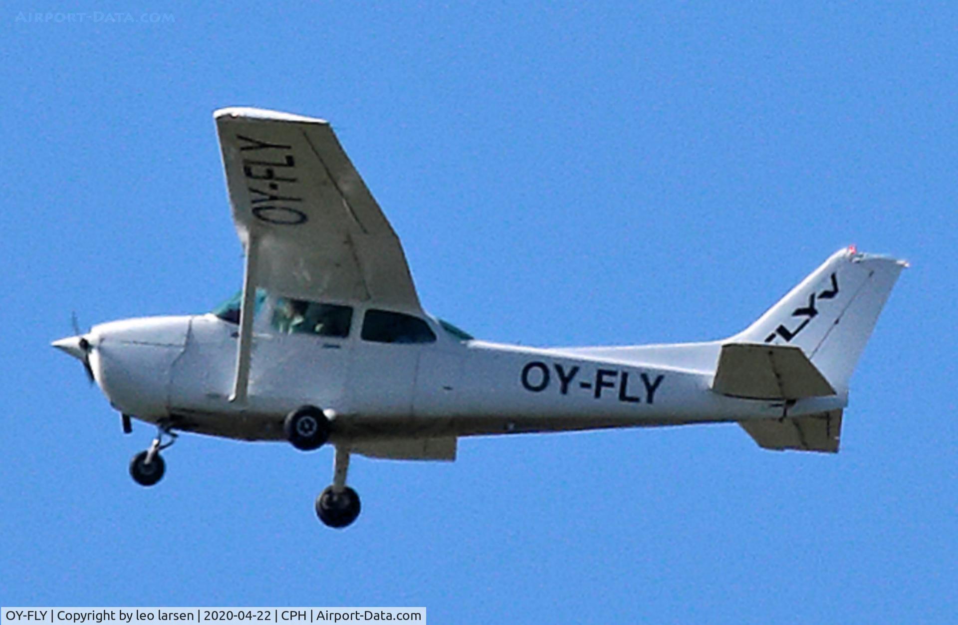 OY-FLY, 1982 Cessna 172P Skyhawk C/N 1727597, Copenhagen 22.4.2020