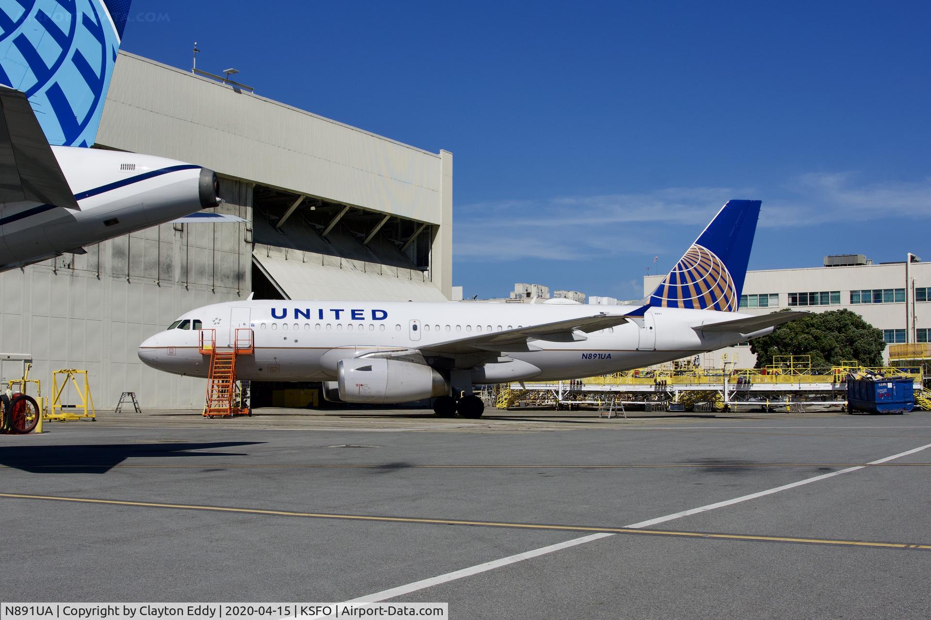 N891UA, 2006 Airbus A319-132 C/N 2901, SFO 2020.