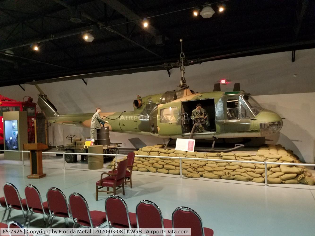 65-7925, 1965 Bell UH-1P Iroquois C/N 7066, Warner Robins