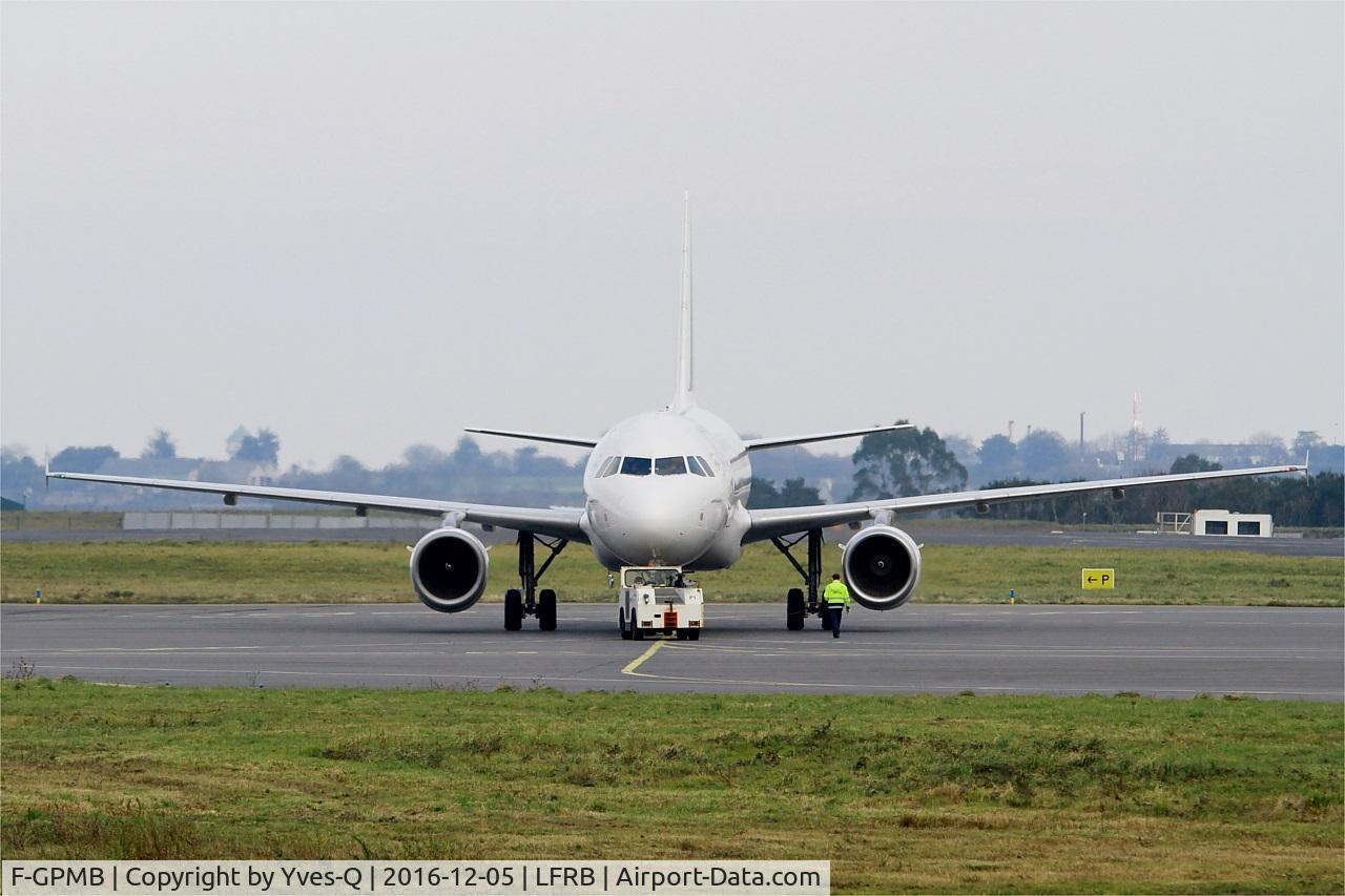 F-GPMB, 1996 Airbus A319-113 C/N 600, Airbus A319-113, Push back, Brest-Bretagne airport (LFRB-BES)