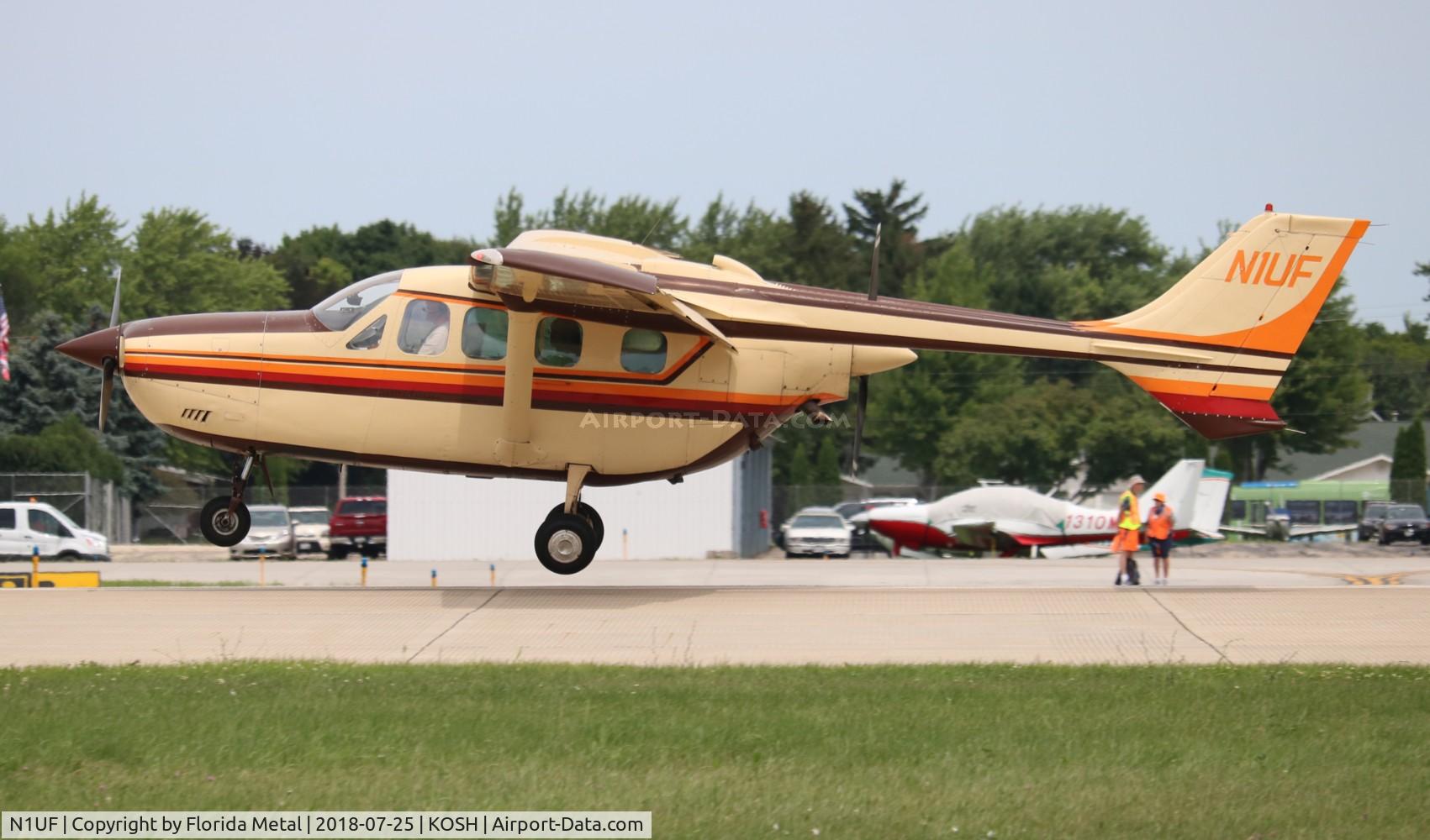 N1UF, 1973 Cessna T337G Turbo Super Skymaster C/N P3370098, Air Venture 2018
