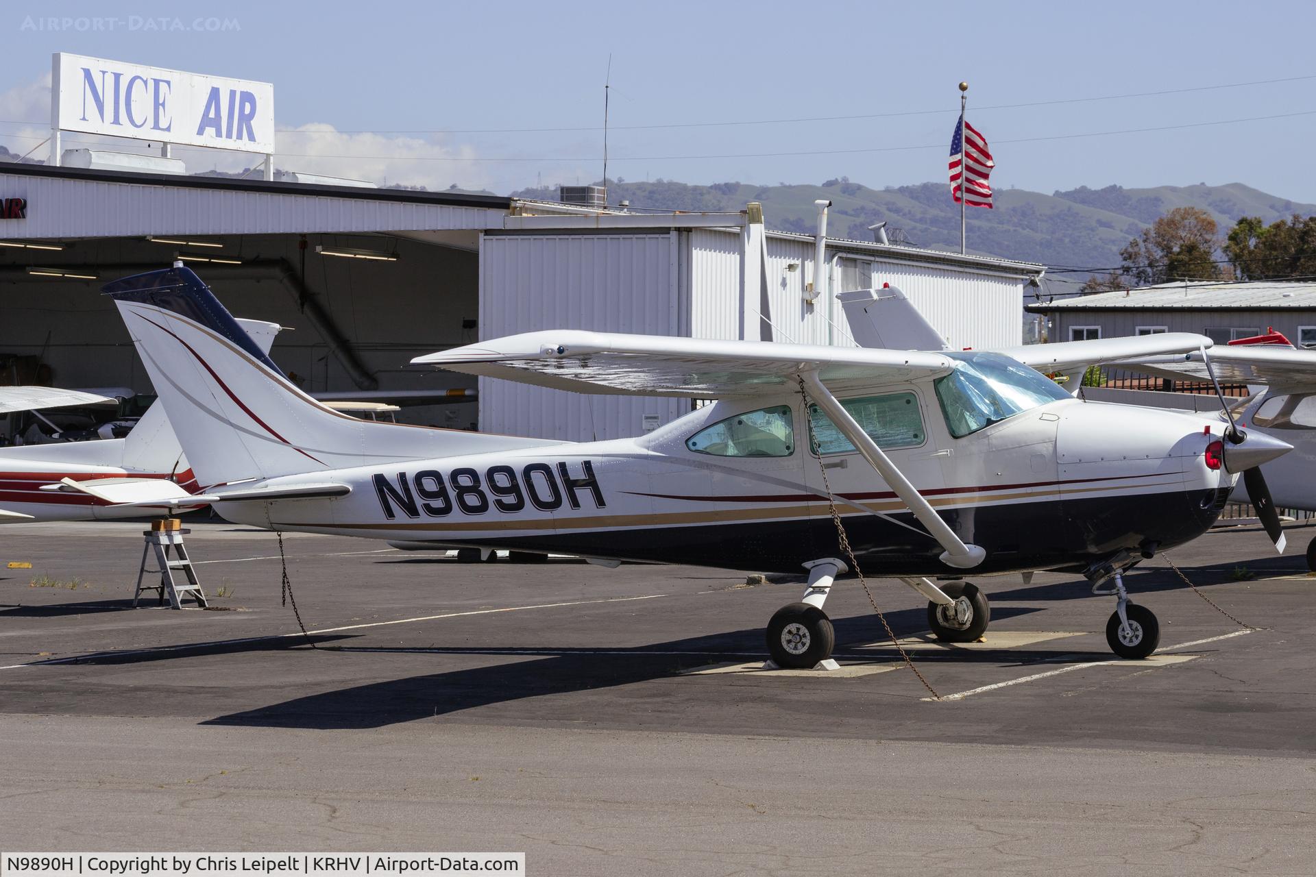 N9890H, 1981 Cessna 182R Skylane C/N 18268094, Locally based 1989 Cessna 182R on the ramp at Reid Hillview Airport.