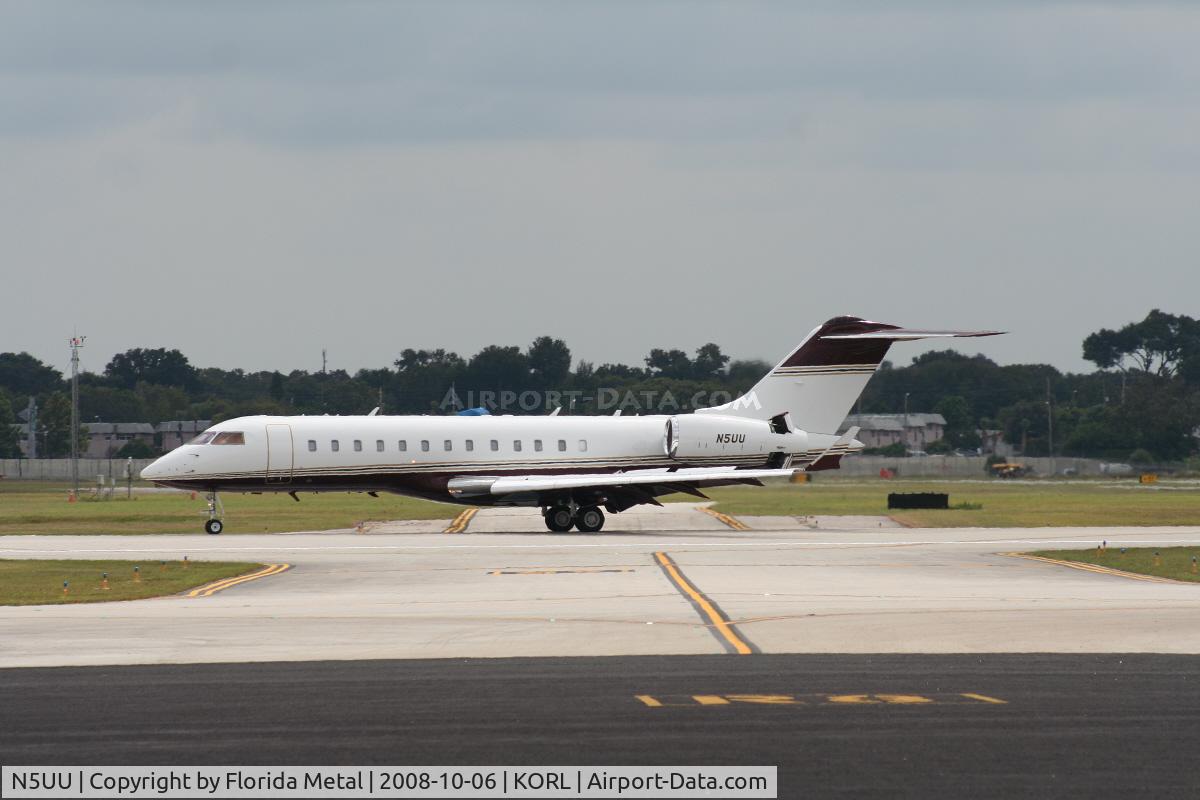 N5UU, 1999 Bombardier BD-700-1A10 Global Express C/N 9029, NBAA 2008