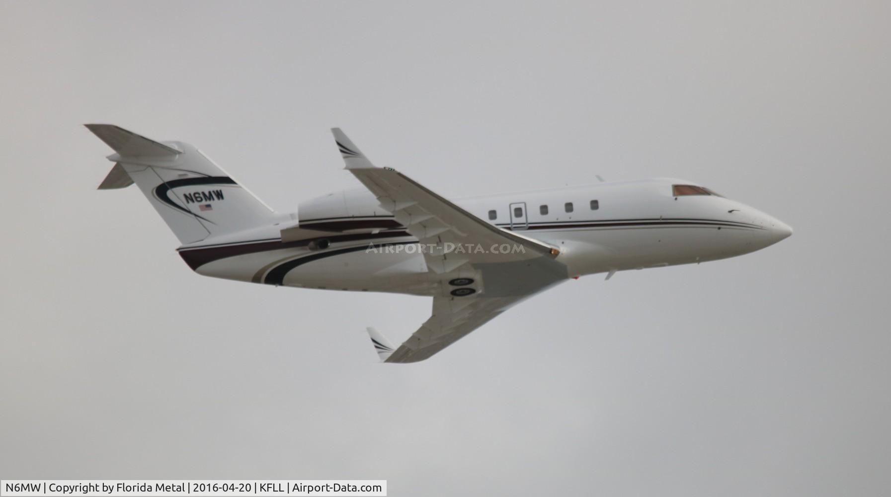 N6MW, 1982 Canadair Challenger 600S (CL-600-1A11) C/N 1057, FLL spotting