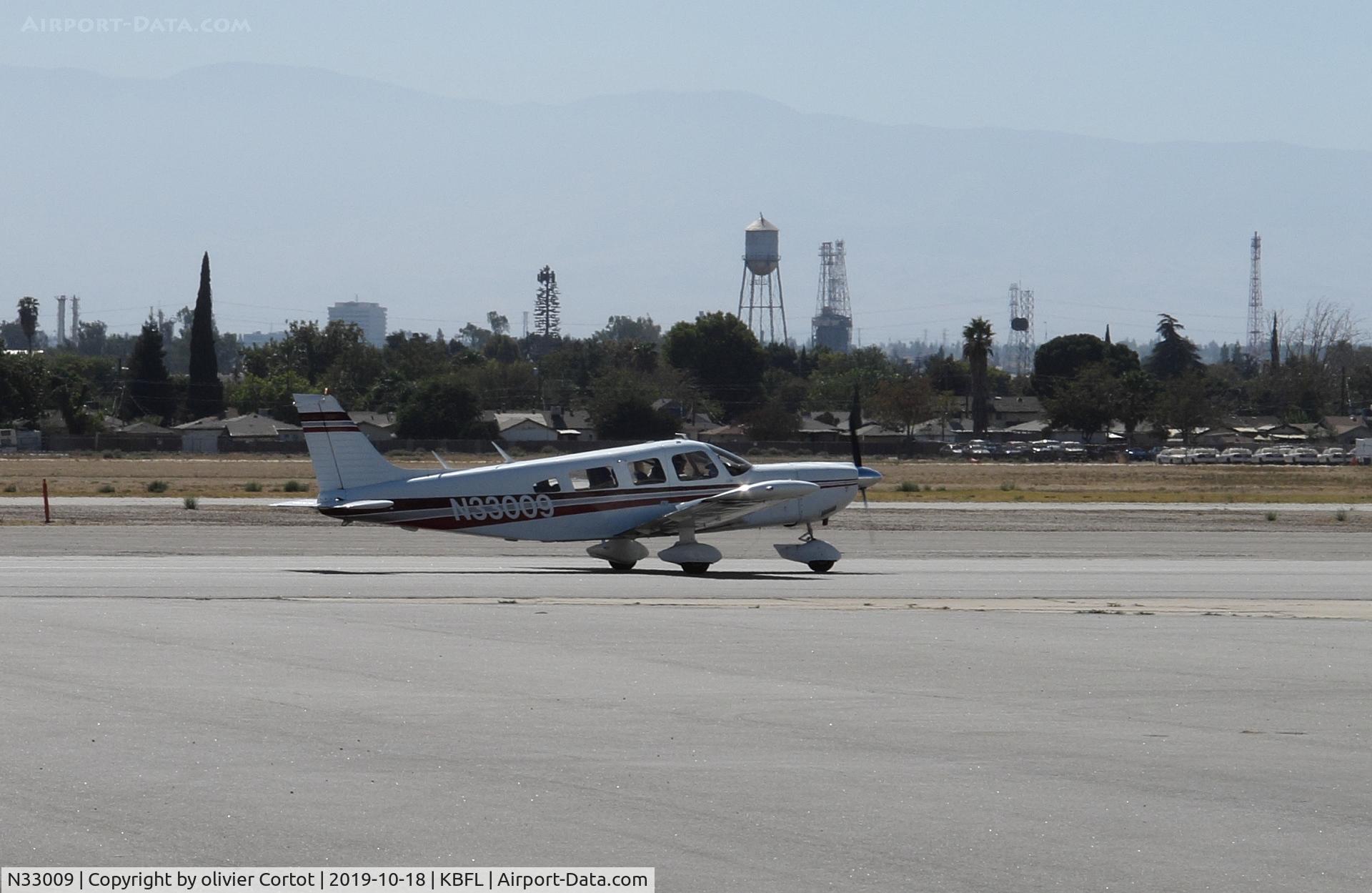 N33009, 1975 Piper PA-32-300 Cherokee Six C/N 32-7540080, oct 2019