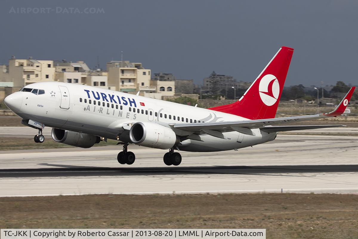 TC-JKK, 2005 Boeing 737-752 C/N 34298, Runway 31