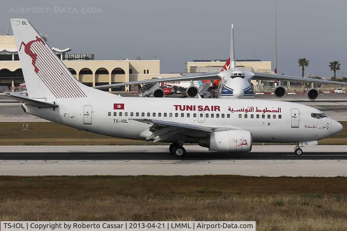 TS-IOL, 1999 Boeing 737-6H3 C/N 29497, Runway 13