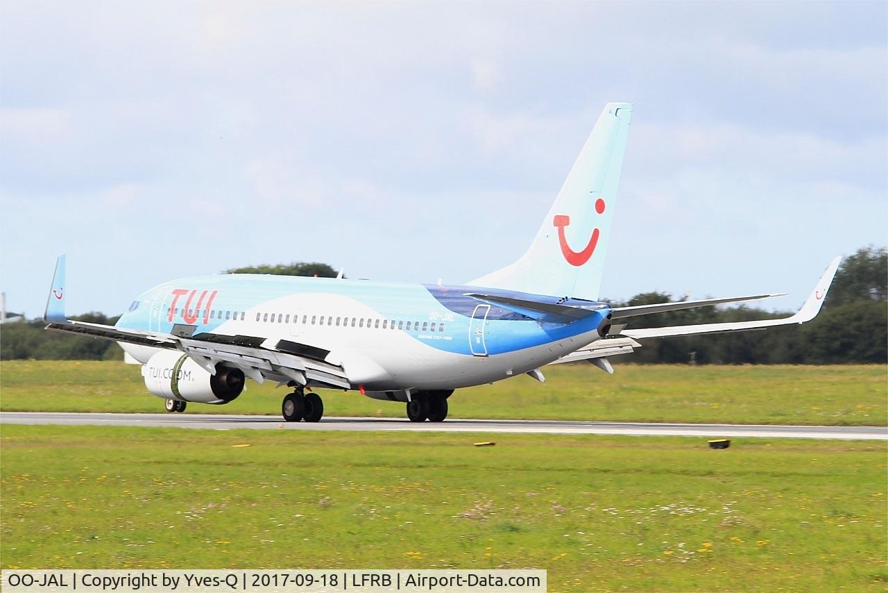 OO-JAL, 2004 Boeing 737-7K2 C/N 30668, Boeing 737-7K, Landing rwy 25L, Brest-Bretagne airport (LFRB-BES)