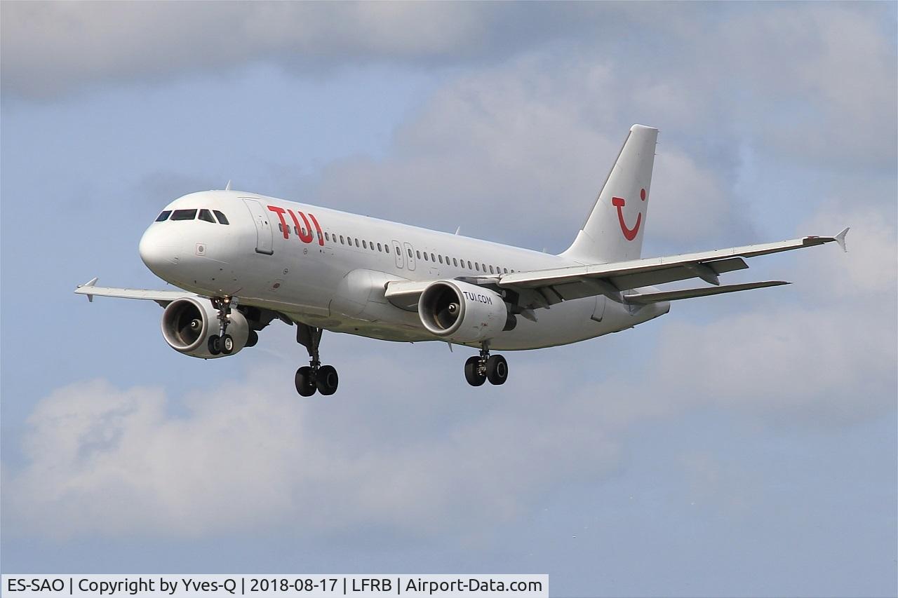 ES-SAO, 1998 Airbus A320-214 C/N 0936, Airbus A320-214, Short approach rwy 25L, Brest-Bretagne airport (LFRB-BES)