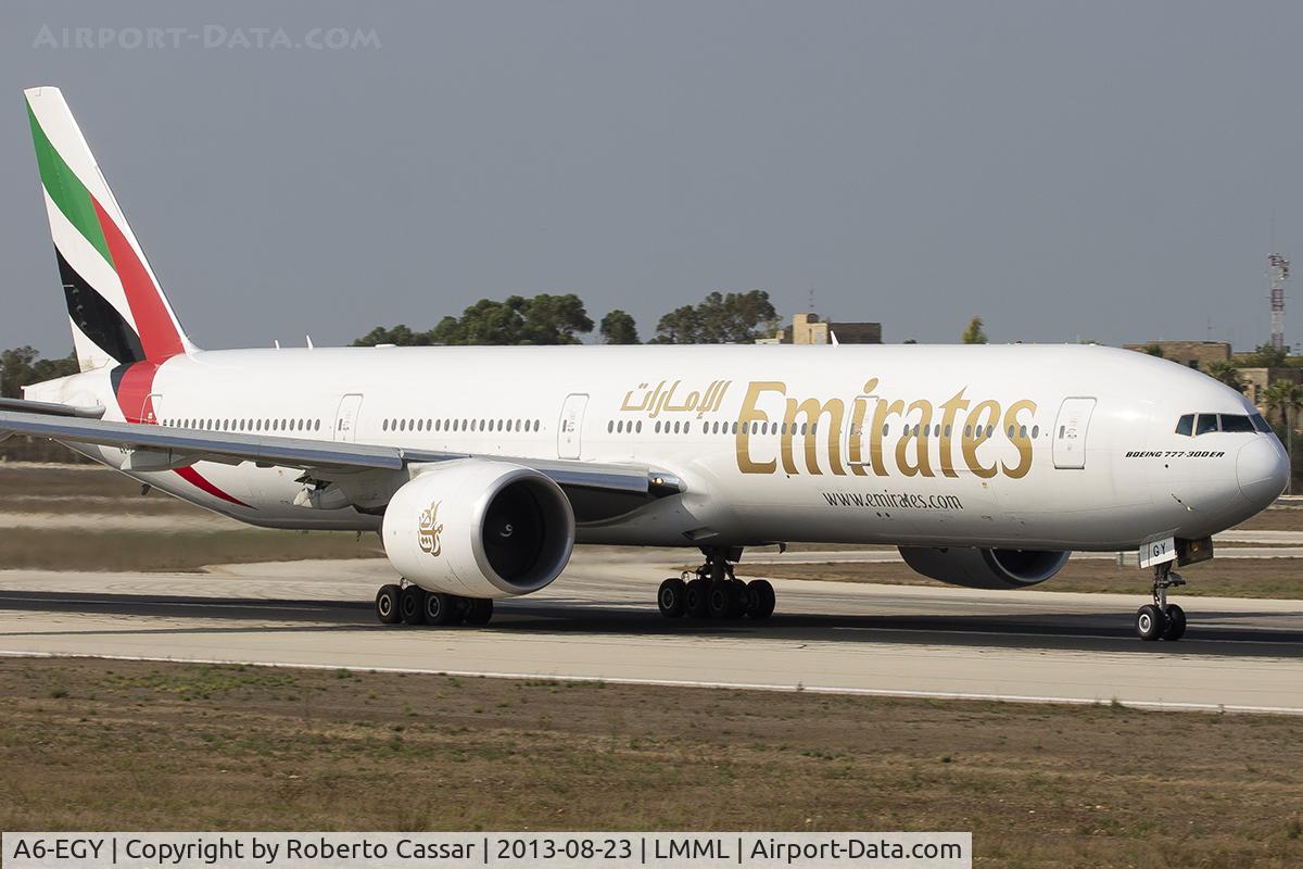 A6-EGY, 2012 Boeing 777-31H/ER C/N 41080, Runway 13