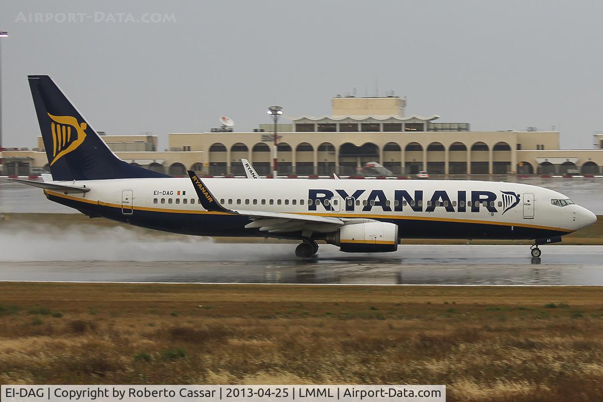 EI-DAG, 2002 Boeing 737-8AS C/N 29940, Runway 13